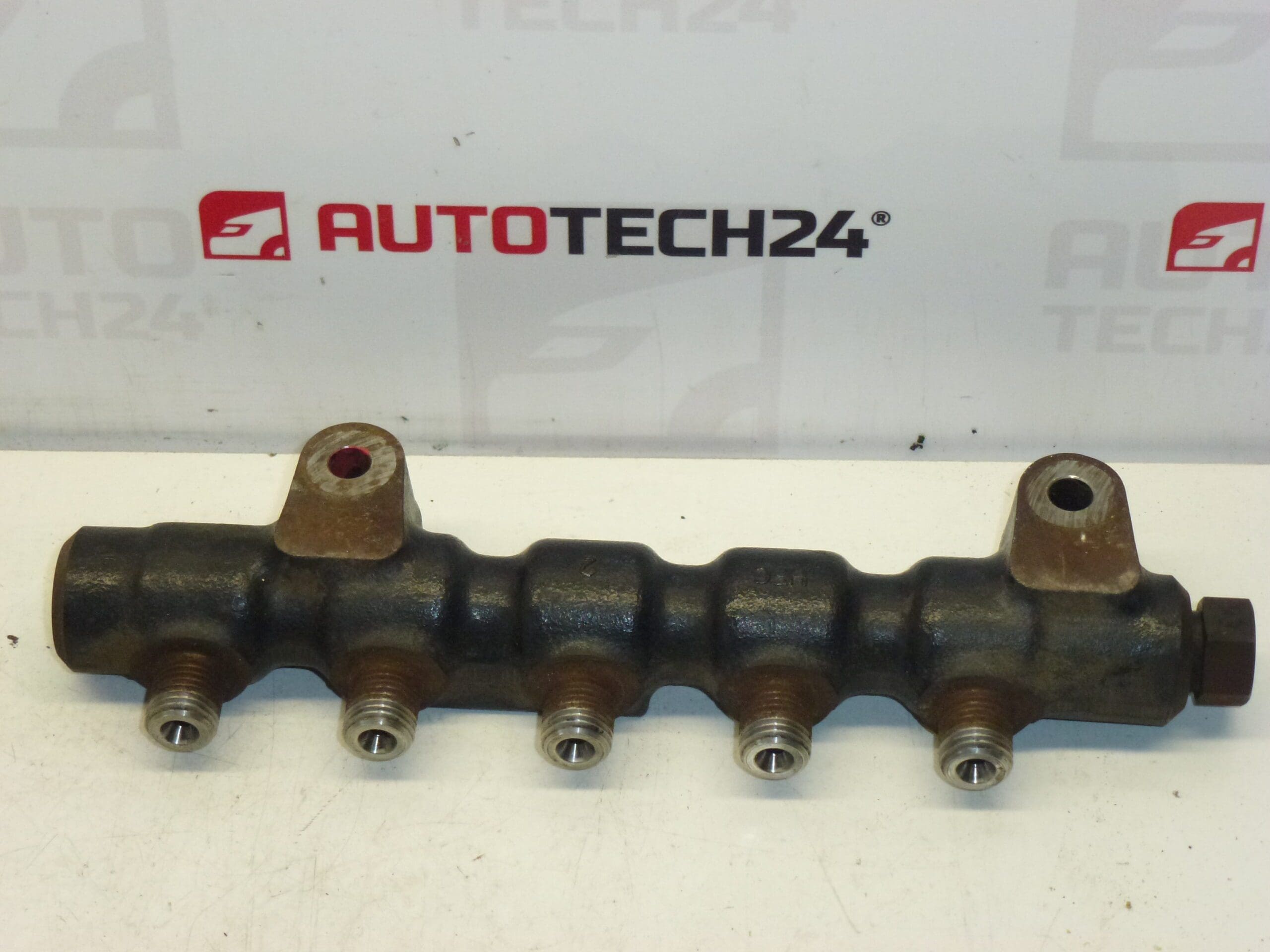 4 HDI 1.6 HDI Citroën Peugeot 9654592680 1570G2