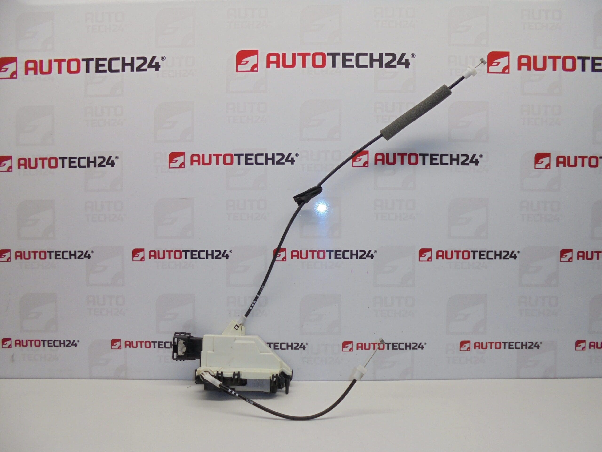 Inchidere portiera spate stanga Peugeot 308 9137T9 9800617380