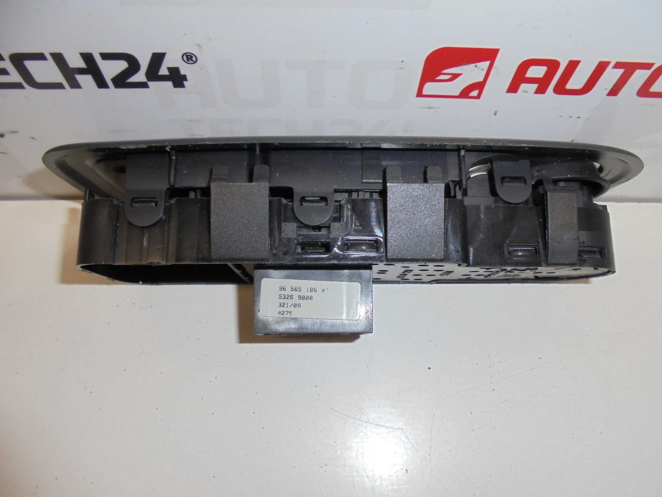 Comandă geam și oglinzi Peugeot 308 96565186XT 649024