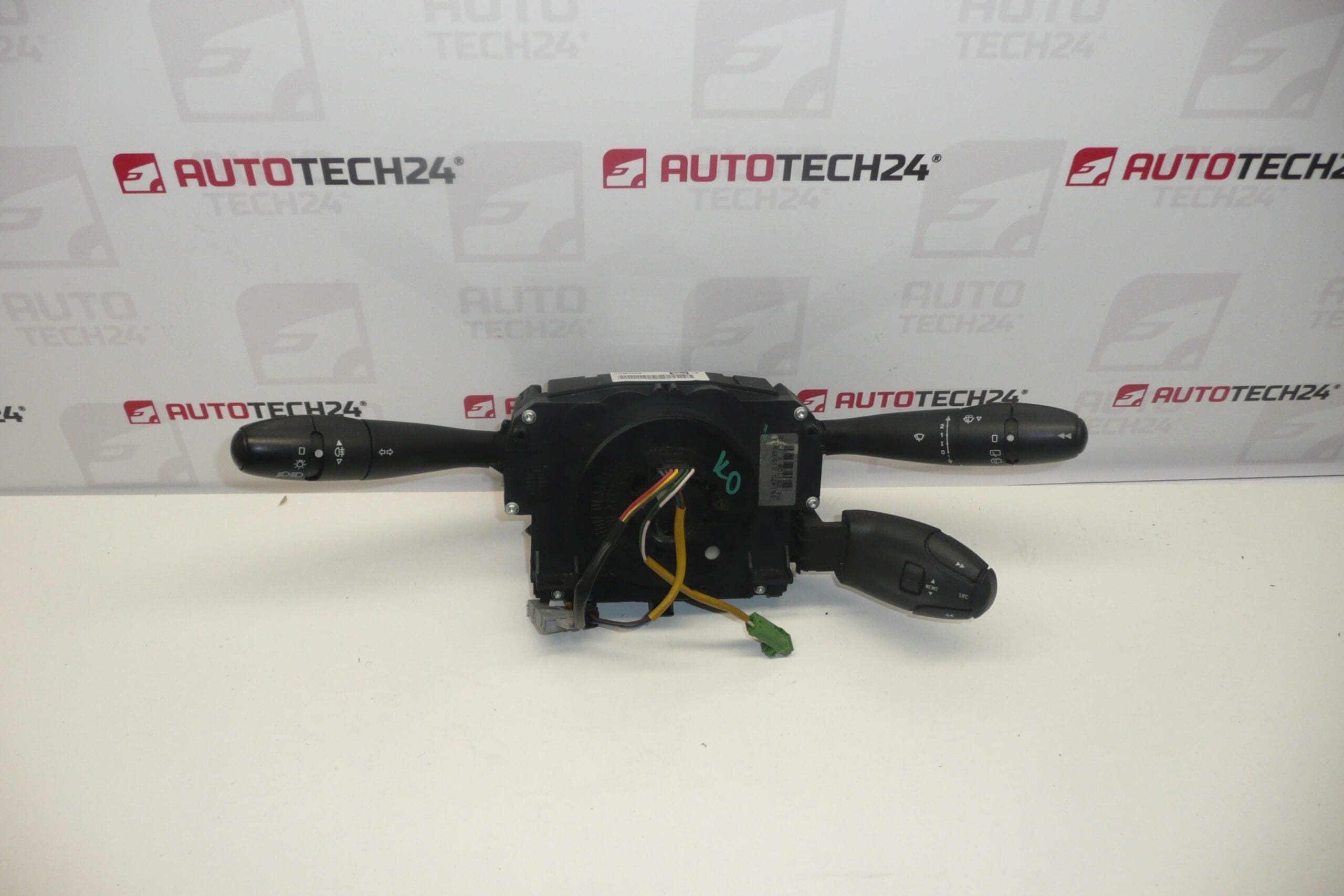 Comenzi pe pârghie Peugeot 207 96630732XT 6242P3