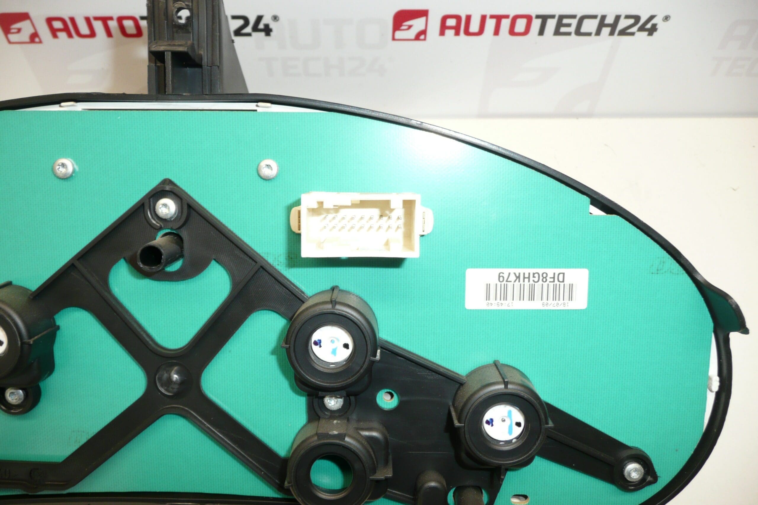 Vitezometru Citroën Peugeot kilometraj 144000 km 9662745180 6105V8