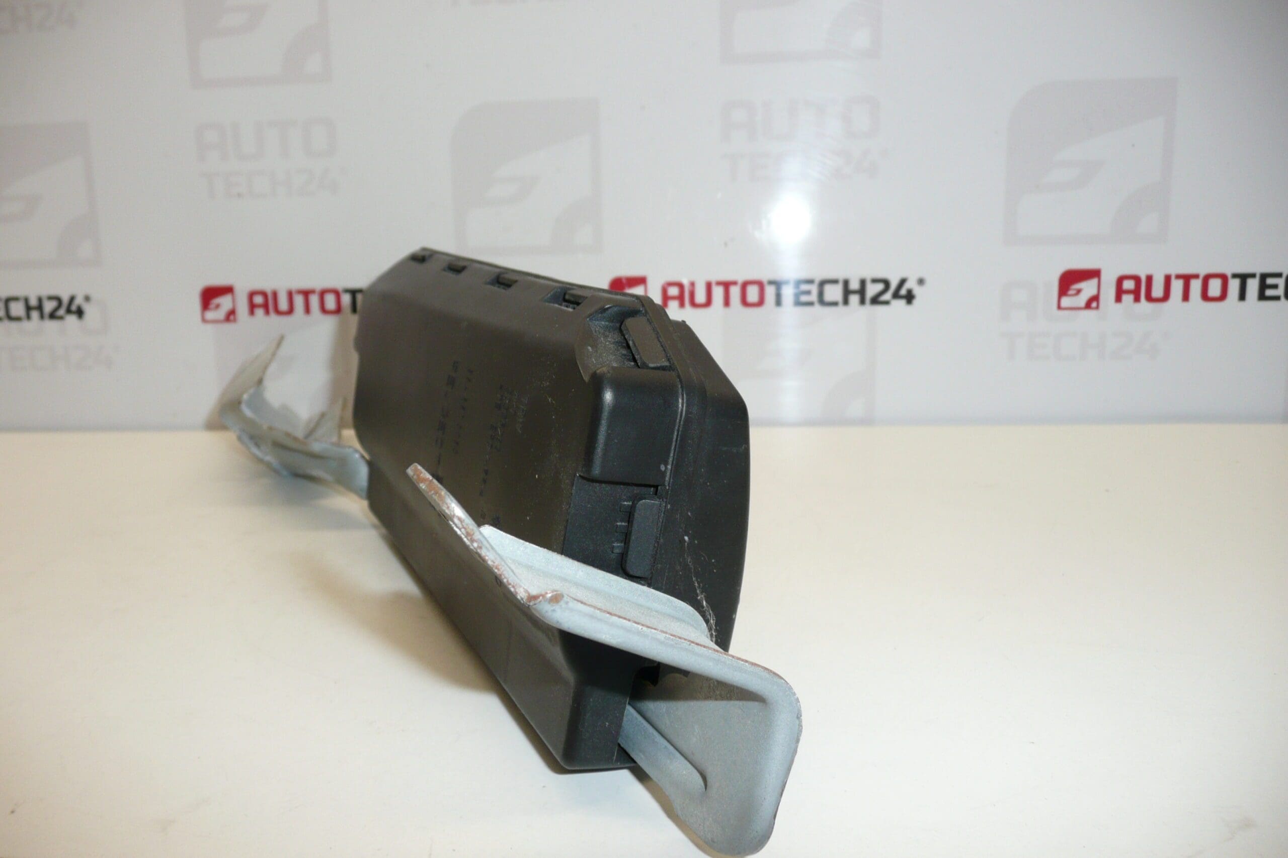 Airbag bancheta dreapta spate Peugeot 607 9655090580 01 8216HL