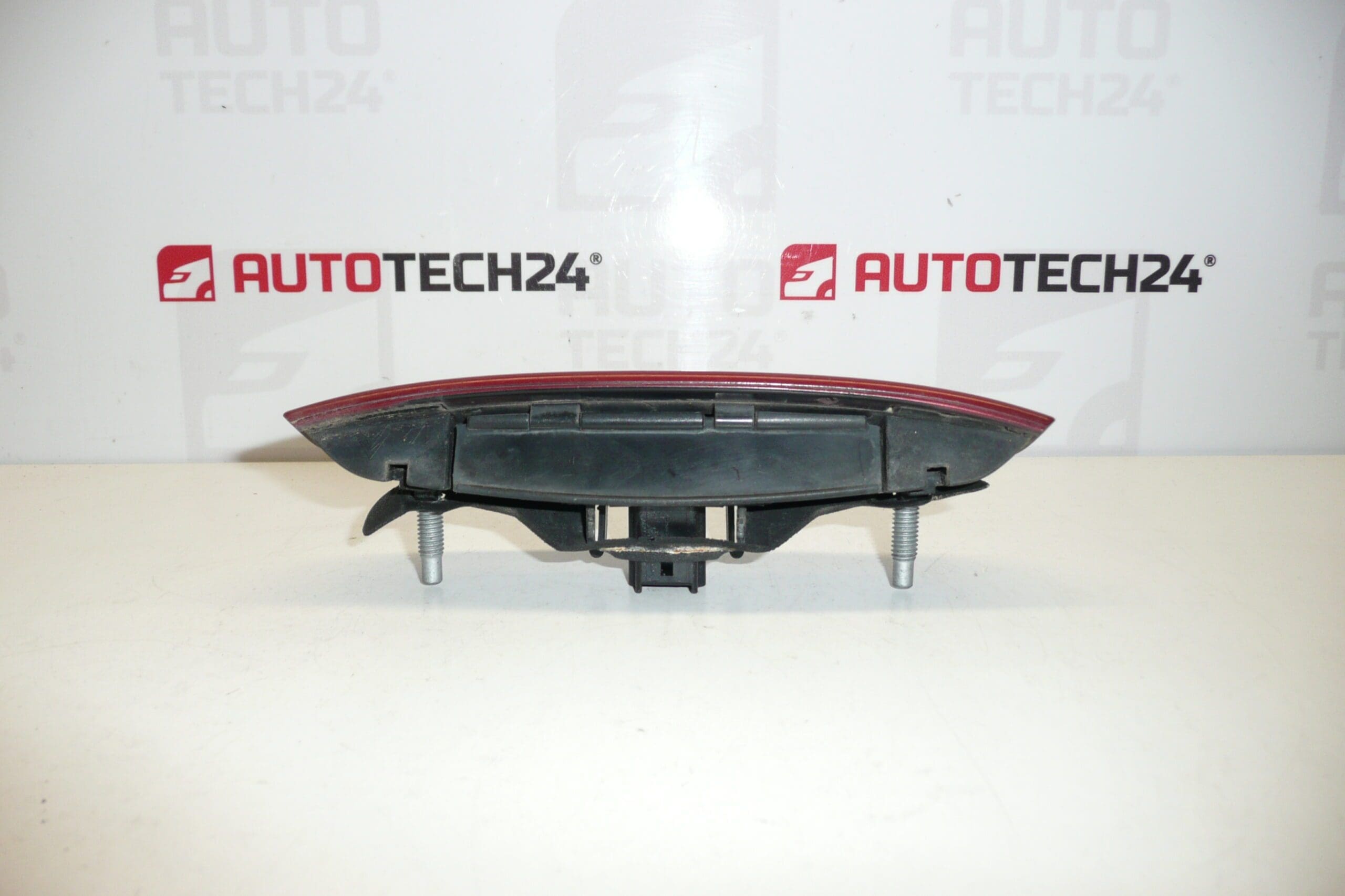 Manivela din capac Citroën C4 C5 II rosu 9649858777