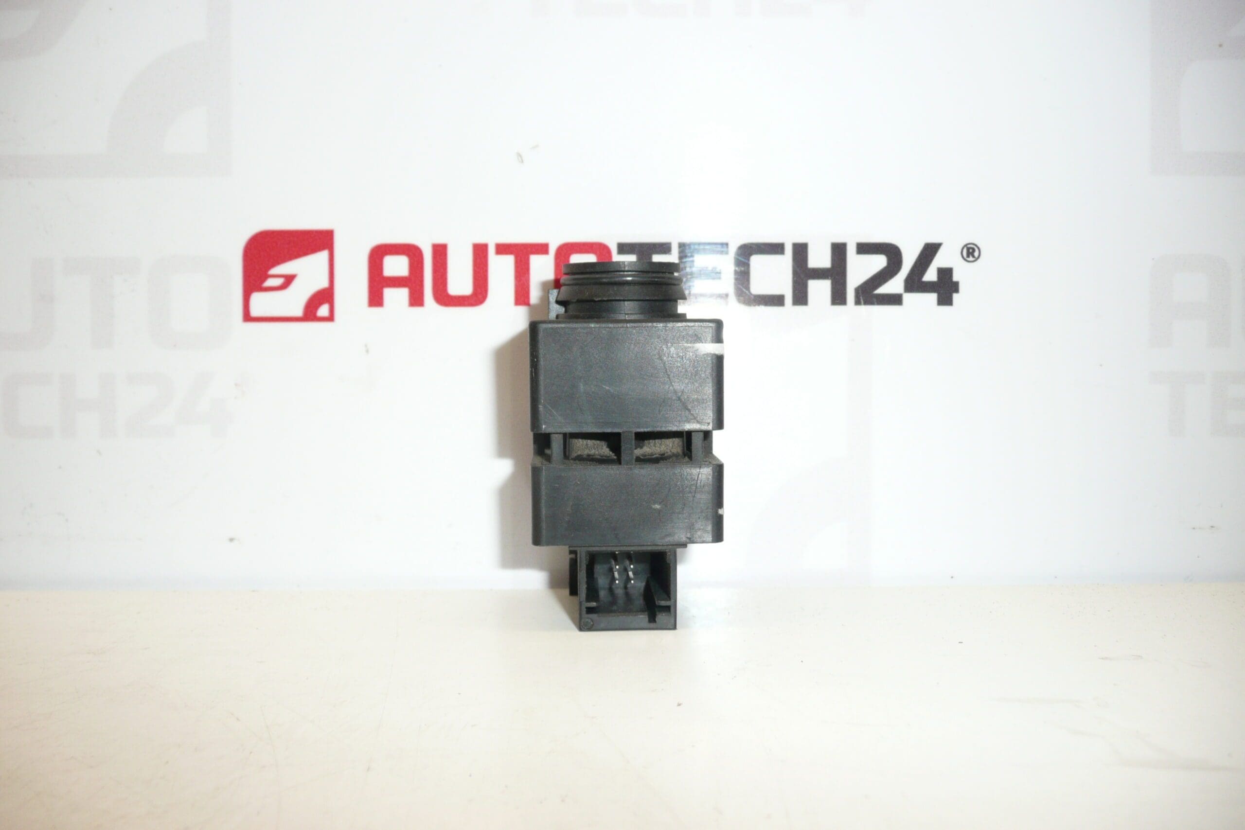 Senzor de temperatura si umiditate Citroën Peugeot 9647527180 6445VC