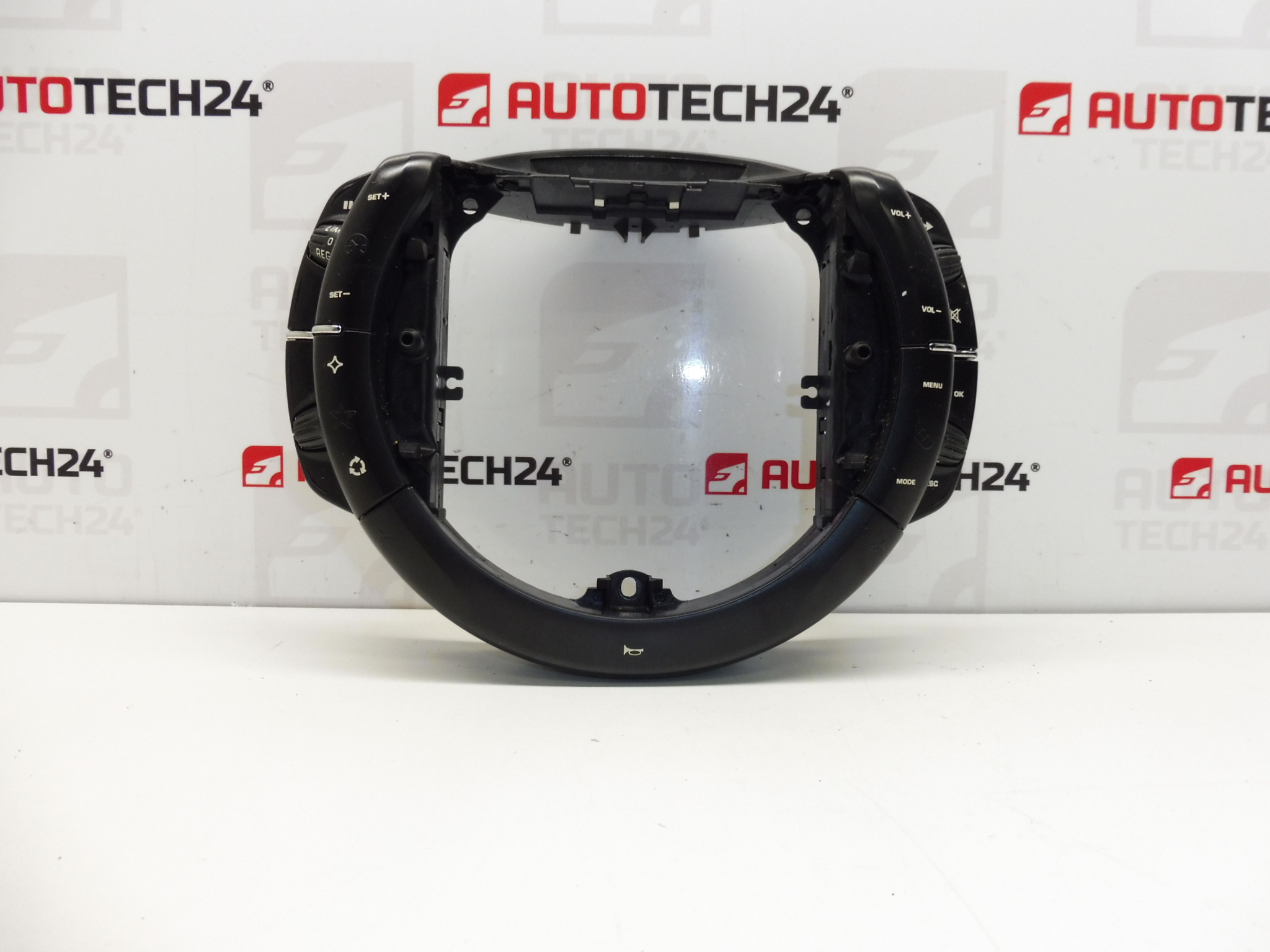 Comenzi pe volan Citroën C4 96497903XT 6239RC