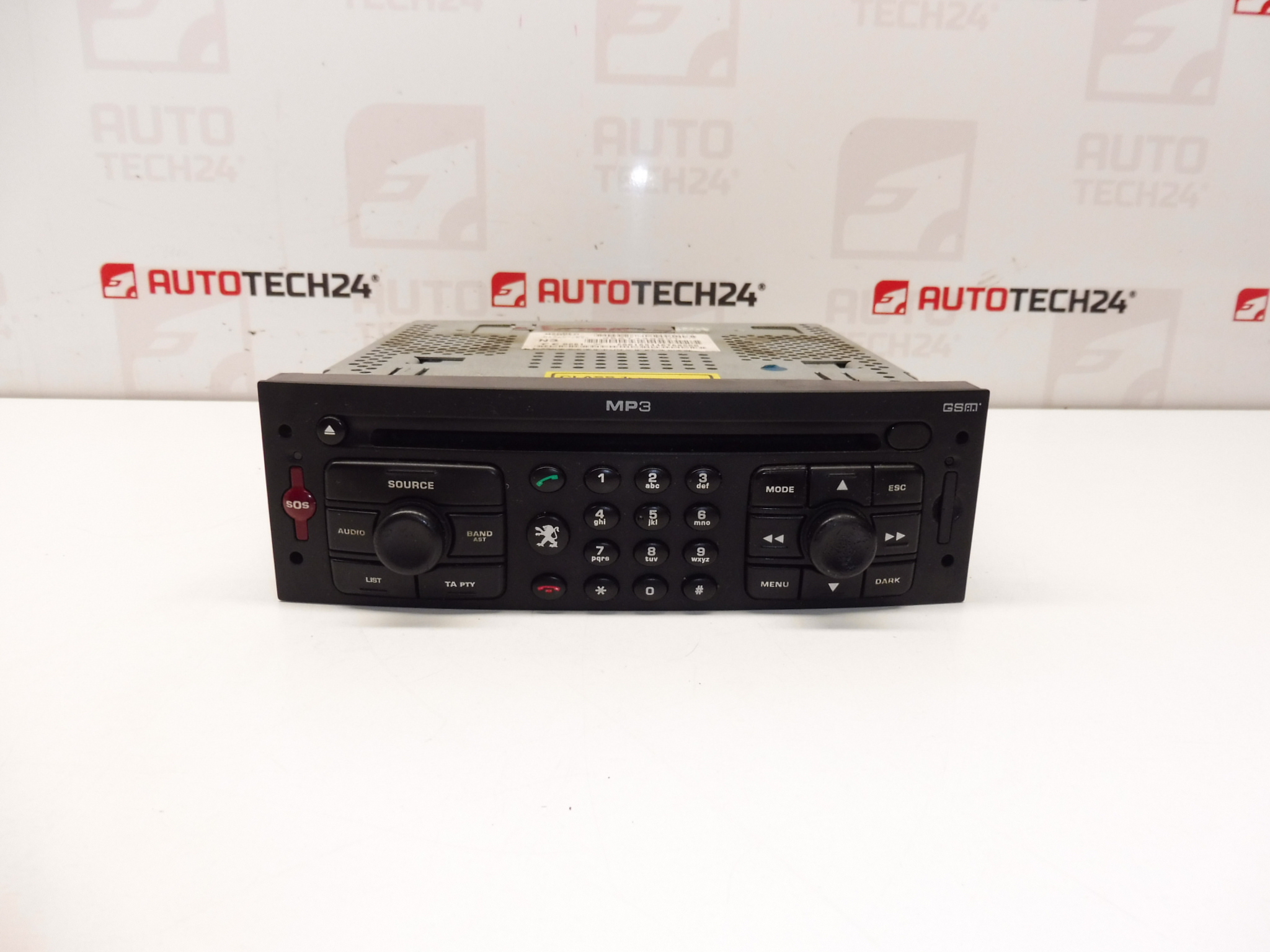 Radio auto Peugeot 307 RT3-N3 96614498XT 657463