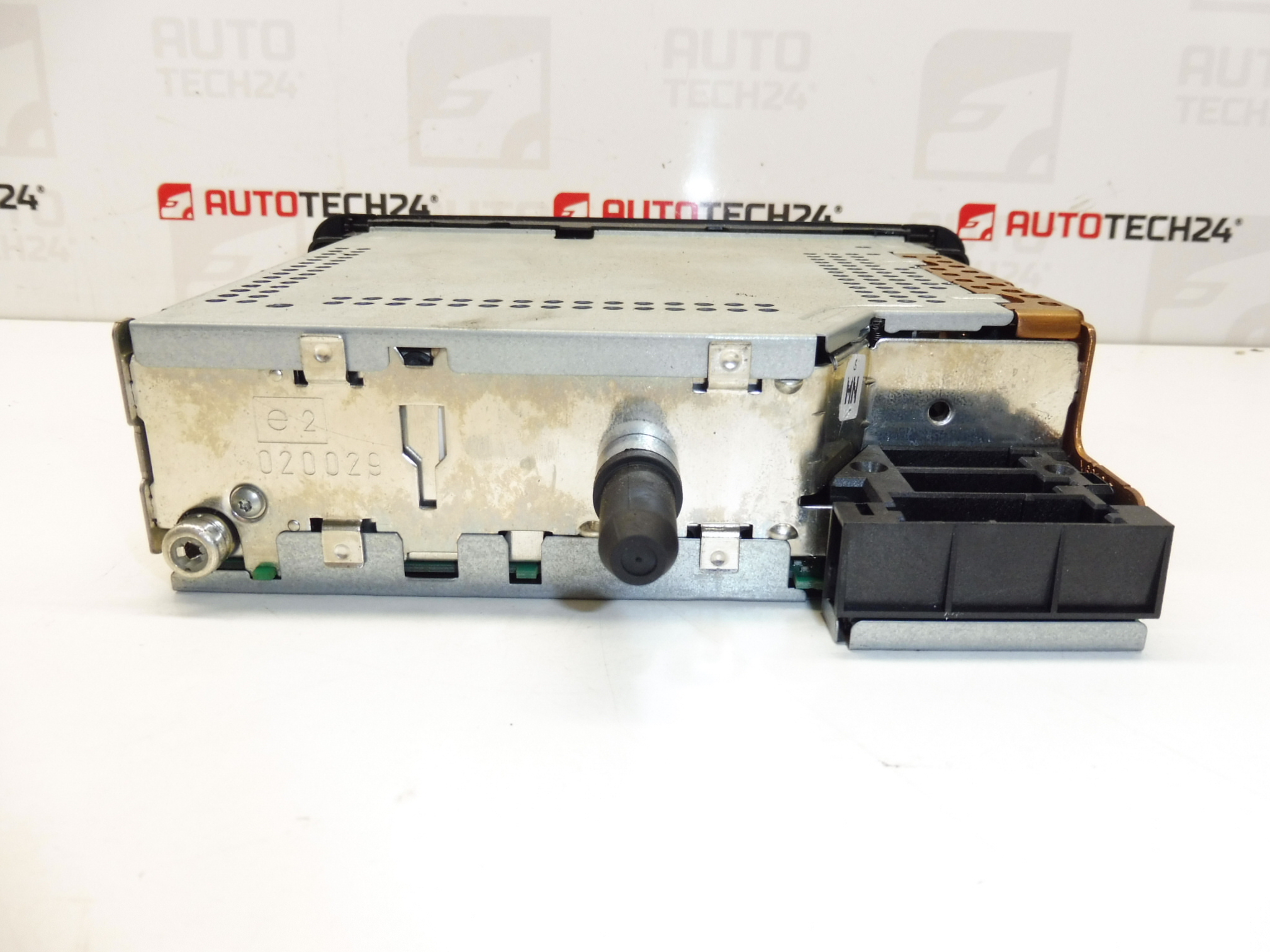 Radio auto Citroën Xsara Picasso 96627716XT