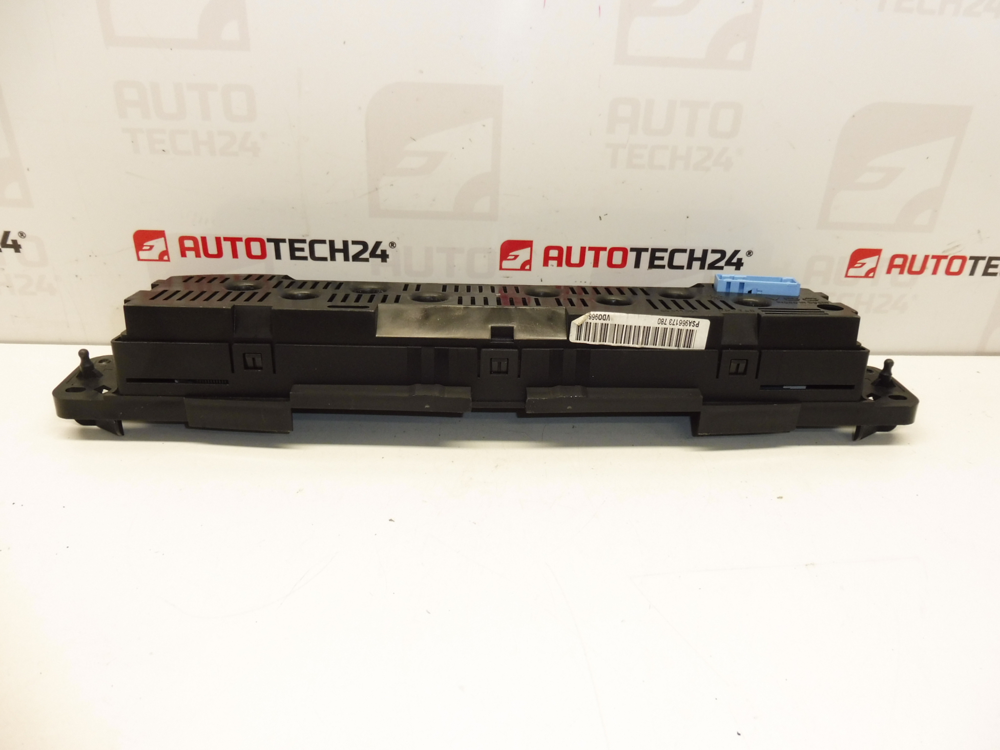 Vitezometru Citroën Xsara Picasso kilometraj 201000 km 9661734780 6105G4