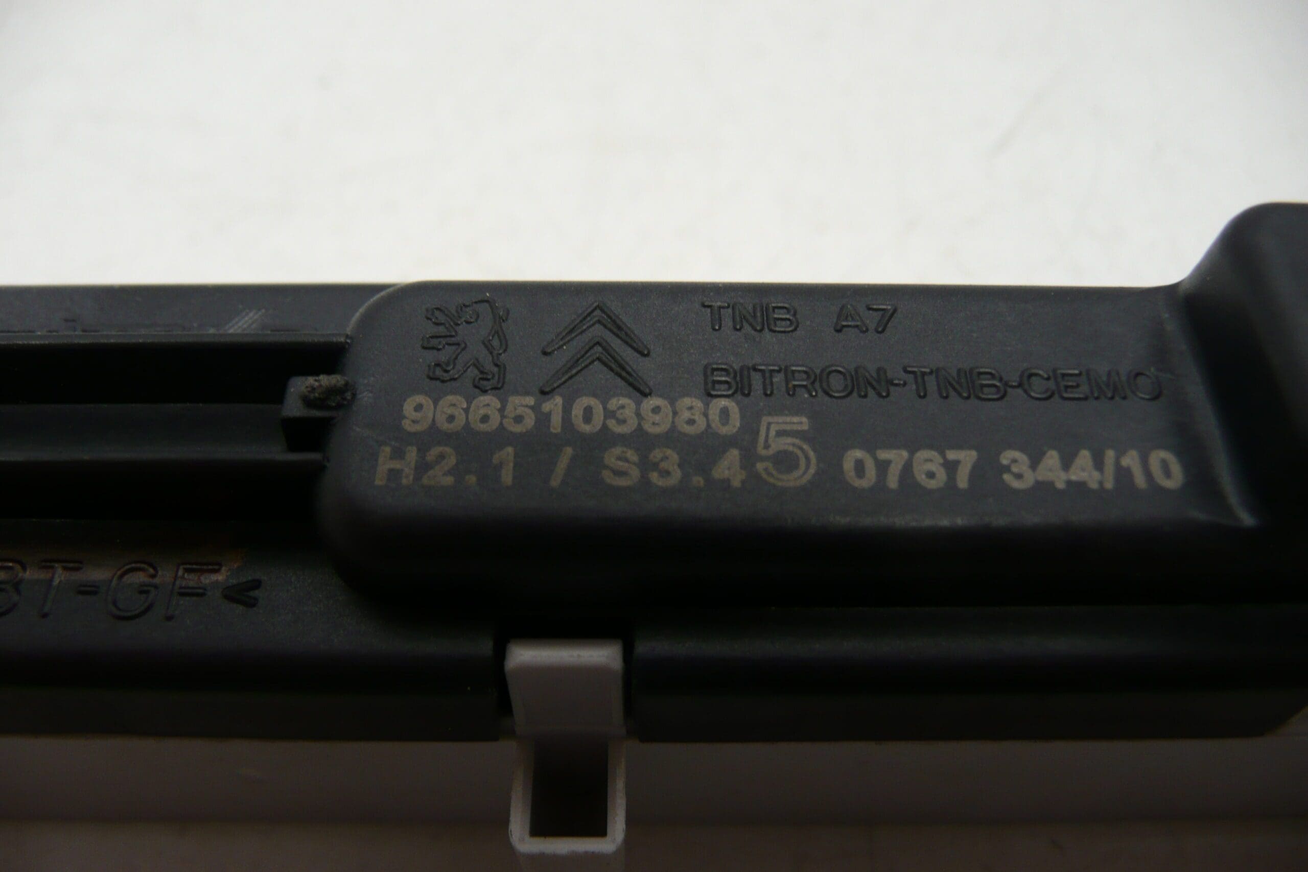 Citroën Peugeot 9665103980 indicator curea