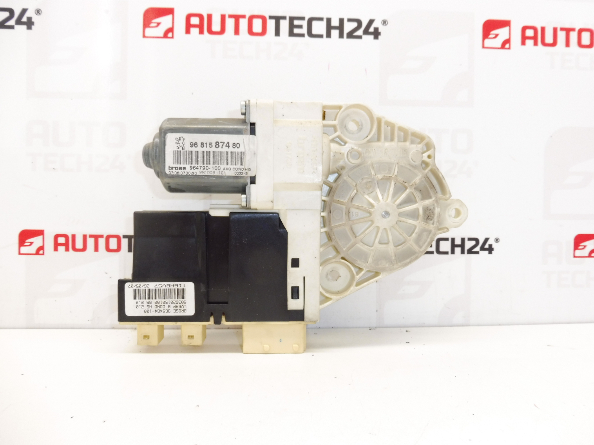 Motor geam fata stanga Peugeot 307 9681587480