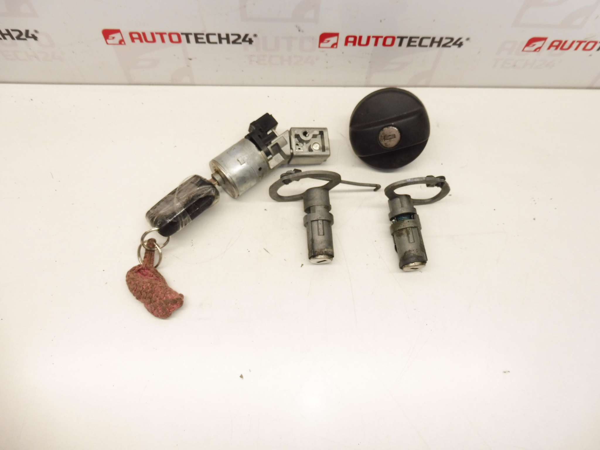 Set broasca Citroën C8 Peugeot 807 + 1 cheie 4162TA 4162KJ