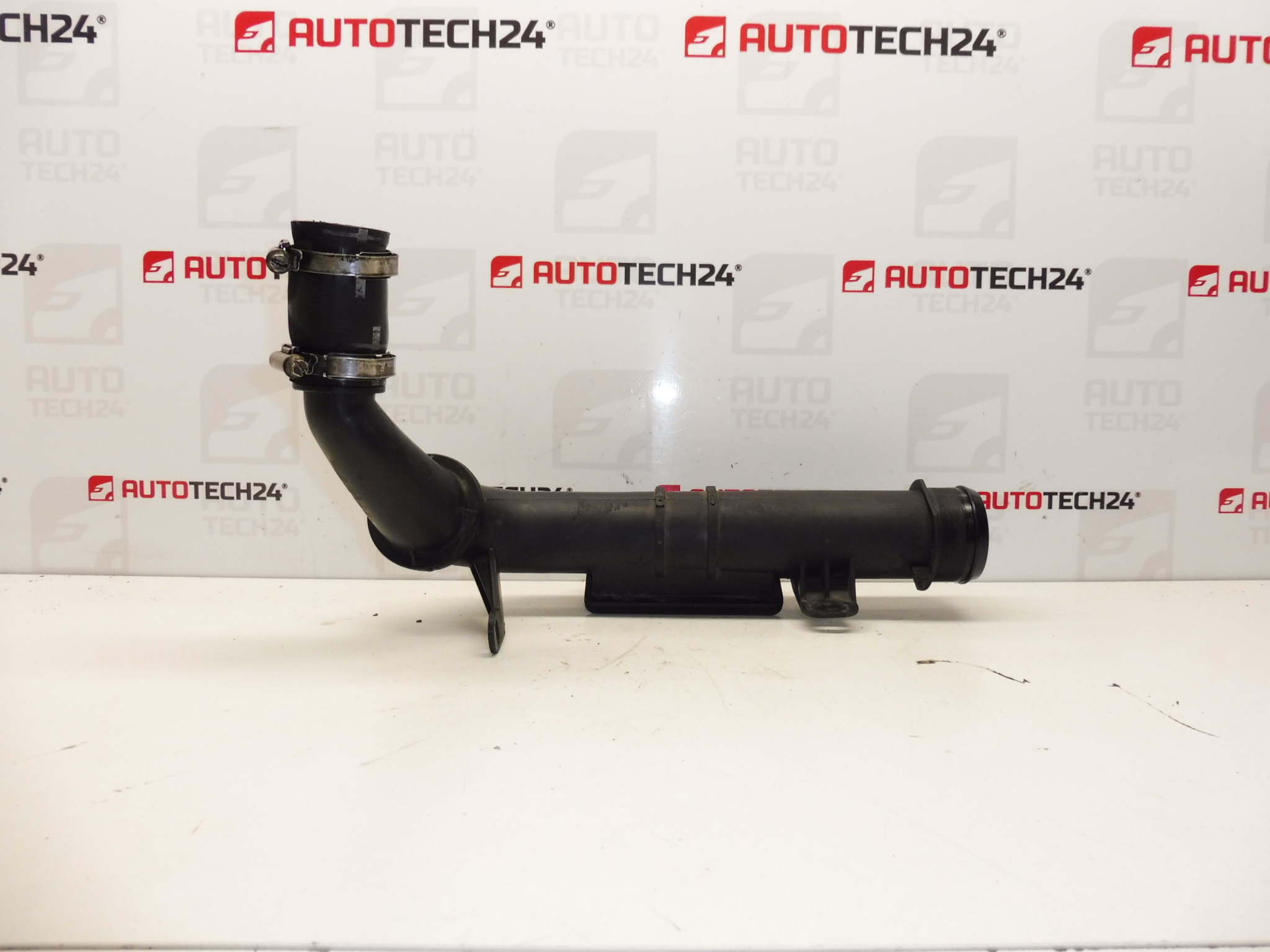 Citroën Peugeot 2.0 HDI 0382H2 turbo racord aer
