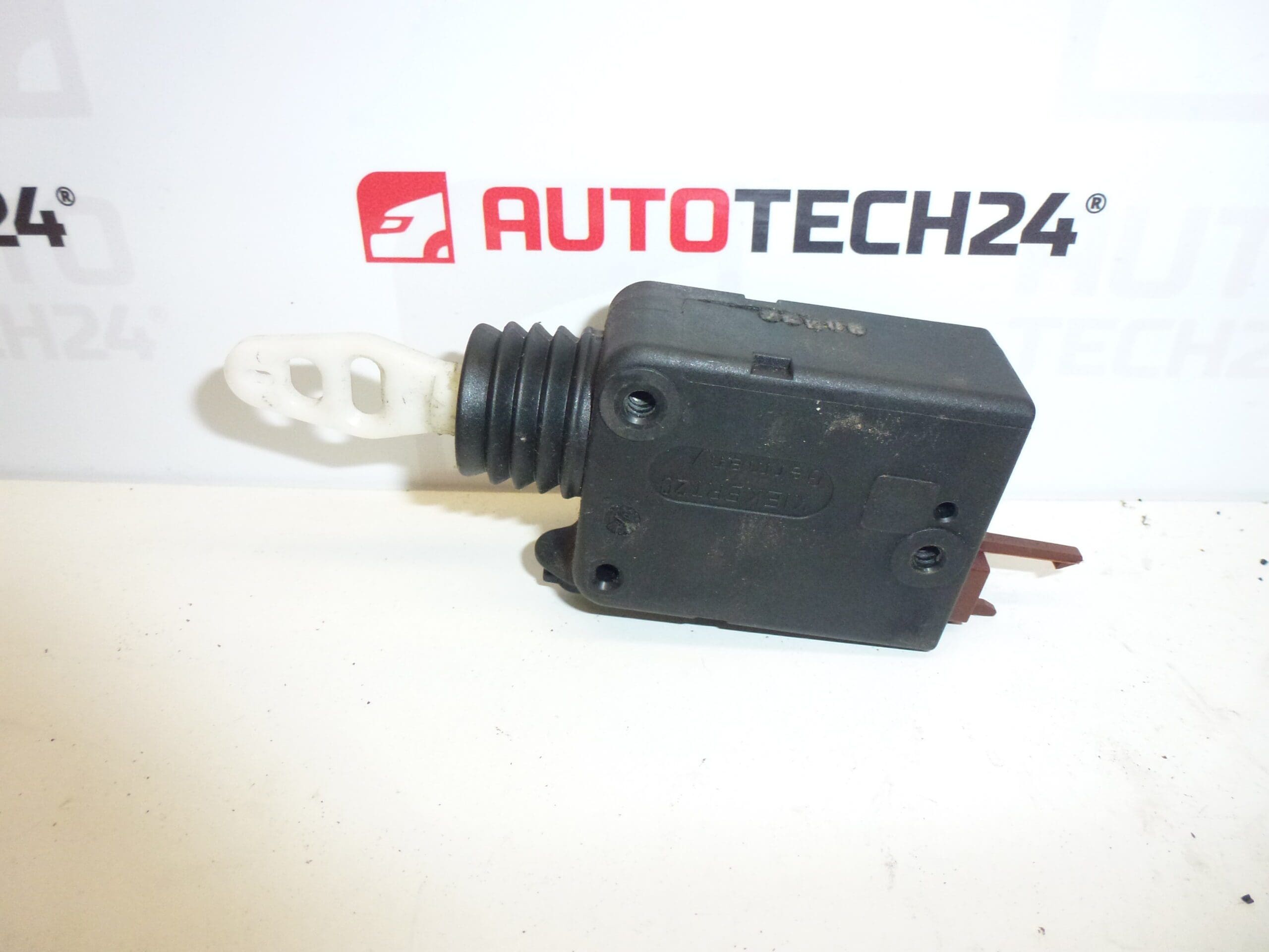 Motor de blocare Citroën Peugeot 661503