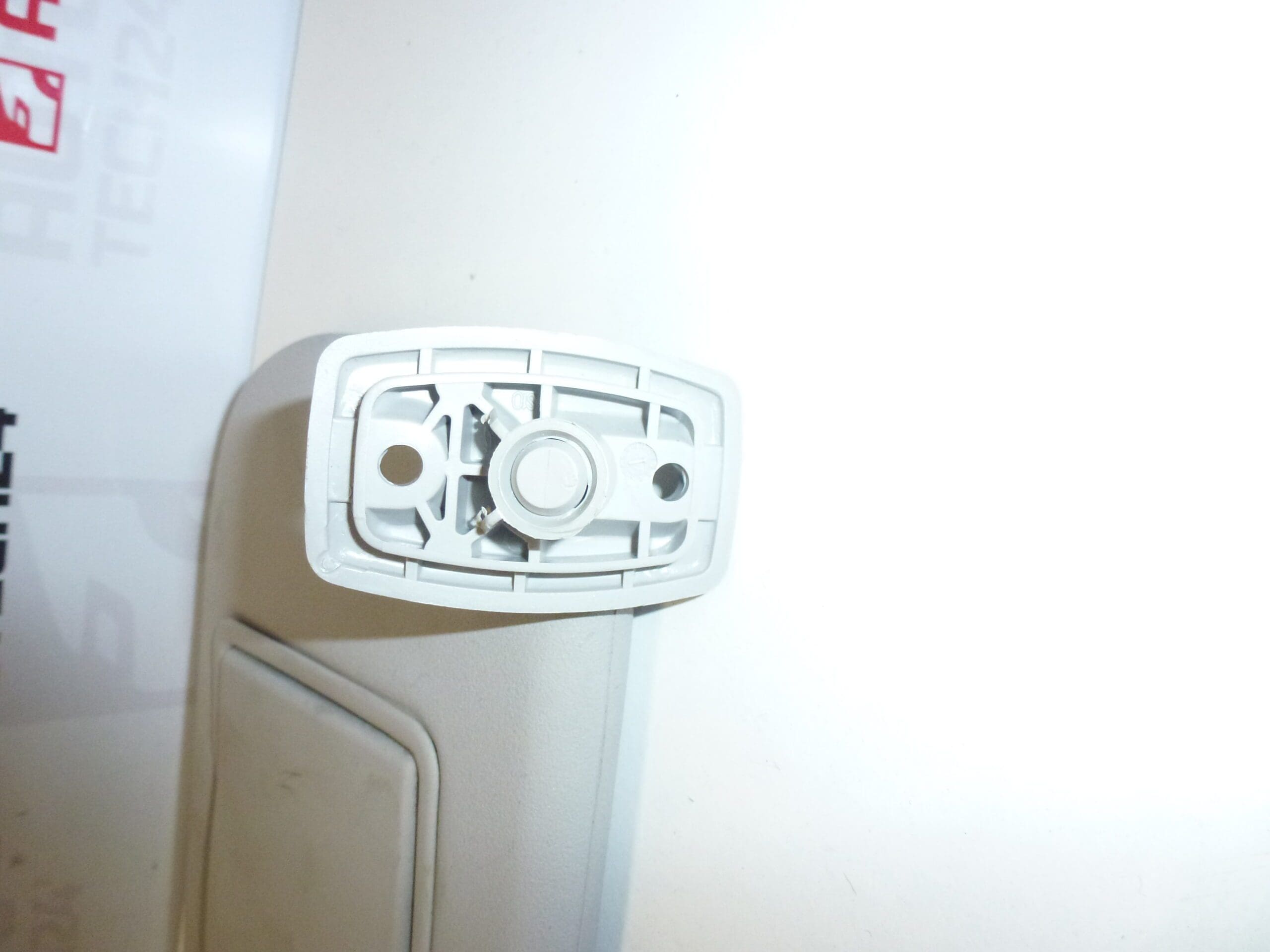 Parasolarul șoferului Citroën Peugeot stânga 8143KL