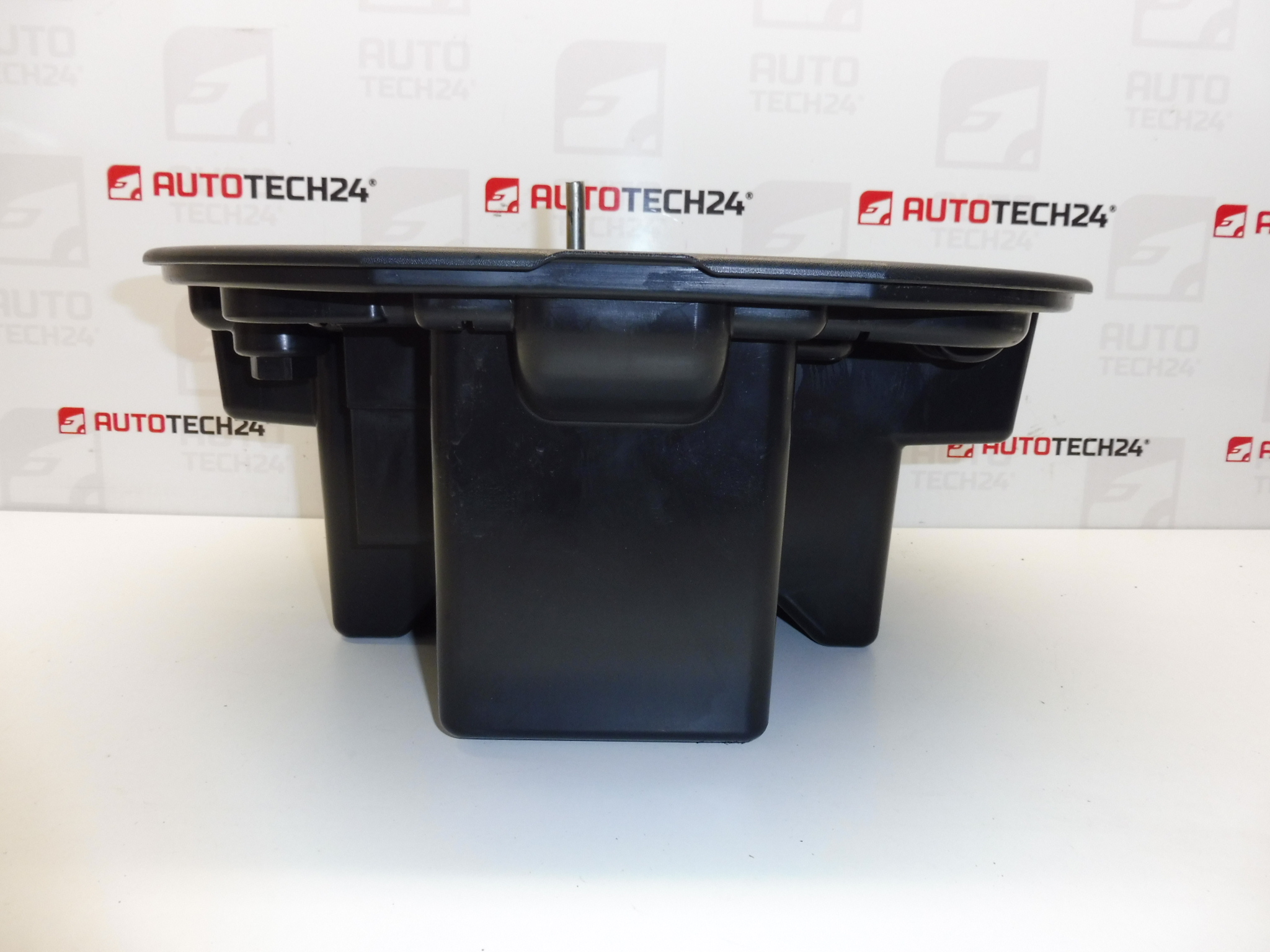 Unealta, maneta, cheie, inel de remorcare Peugeot 307 673687 672594 671739