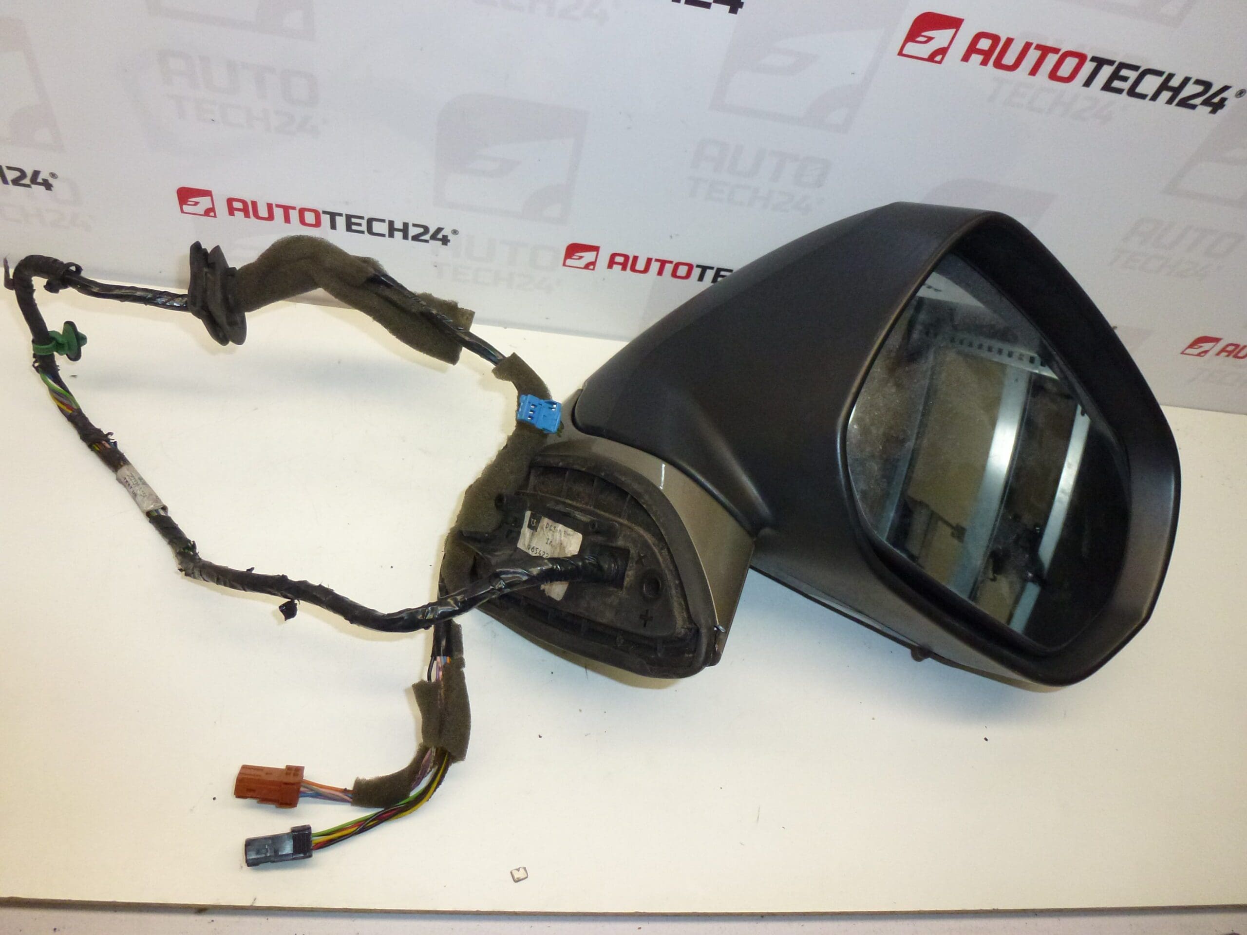 Oglinda dreapta Citroën C4 Picasso 96542245XT 8153H3