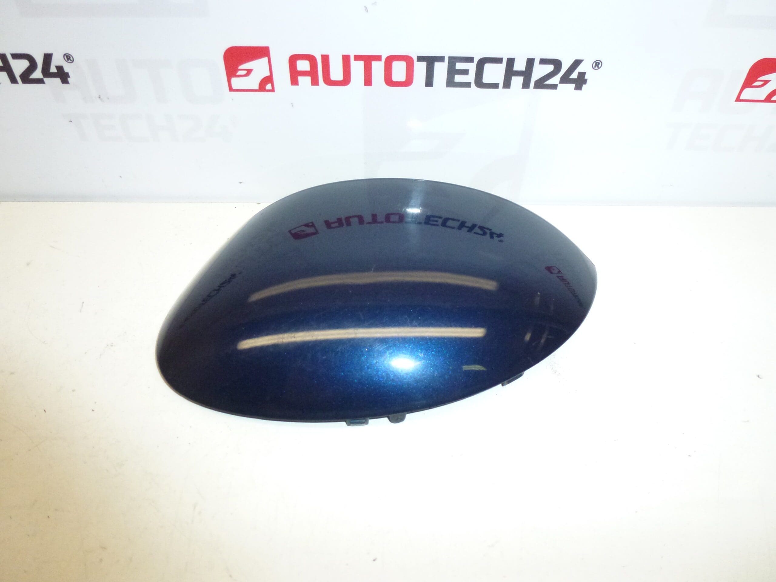 Capac oglinda stanga Citroën Xsara Picasso 9639444215U 815242 KPU