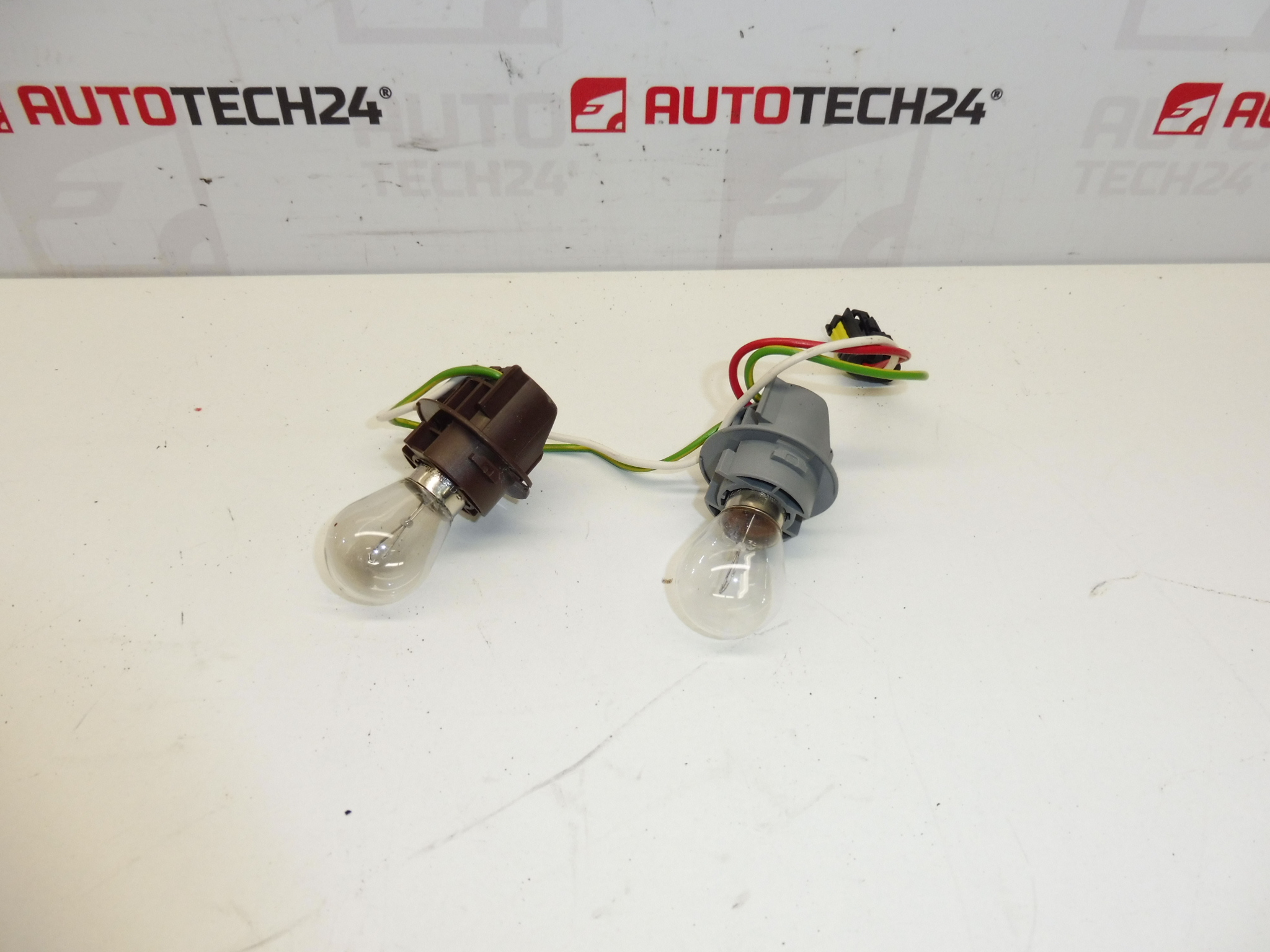 Cablaj priză lumini spate Peugeot 607 6534GT