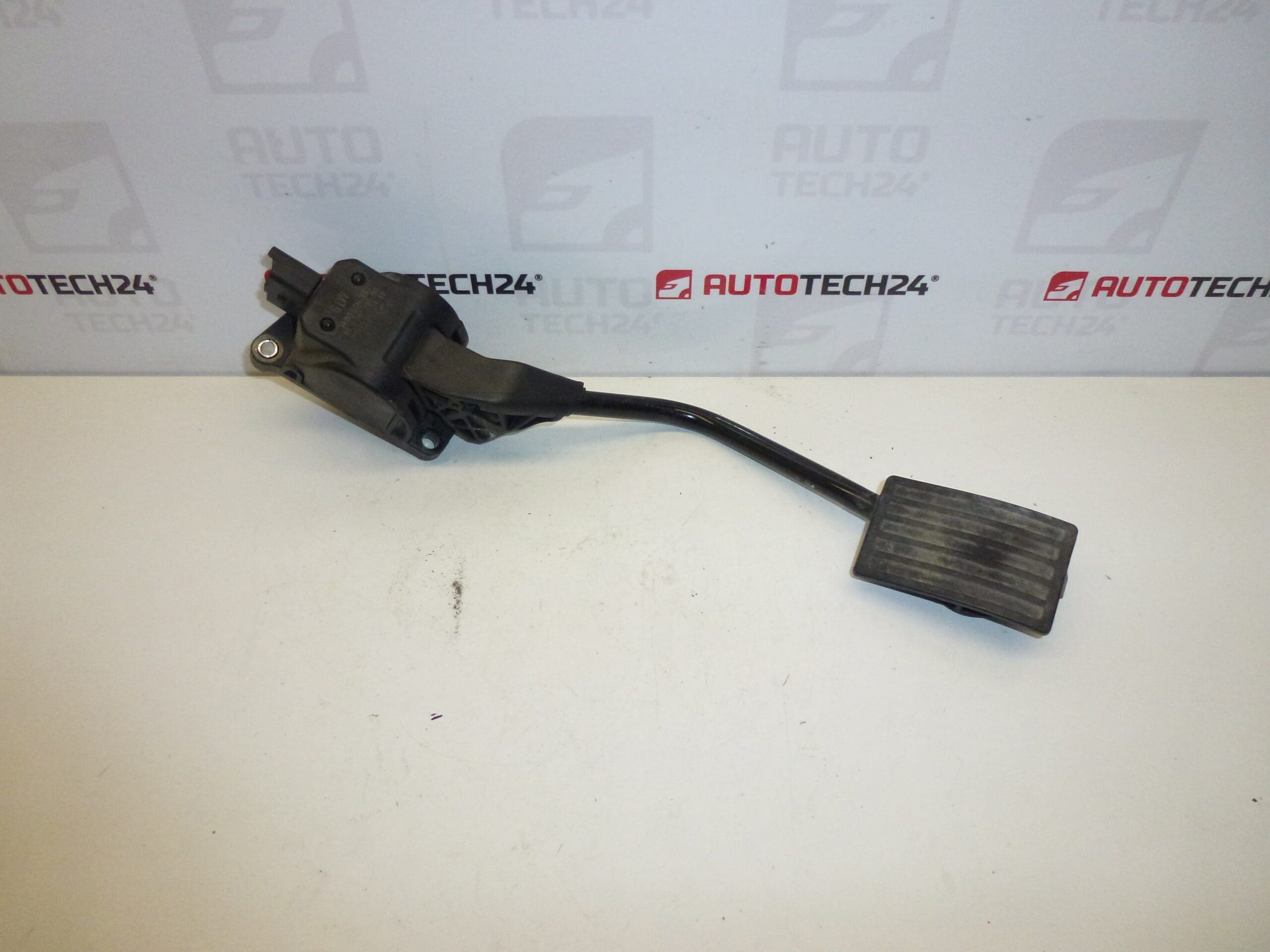 Pedala de acceleratie Citroën Peugeot Bosch 0280755159 9686212980 1601EP