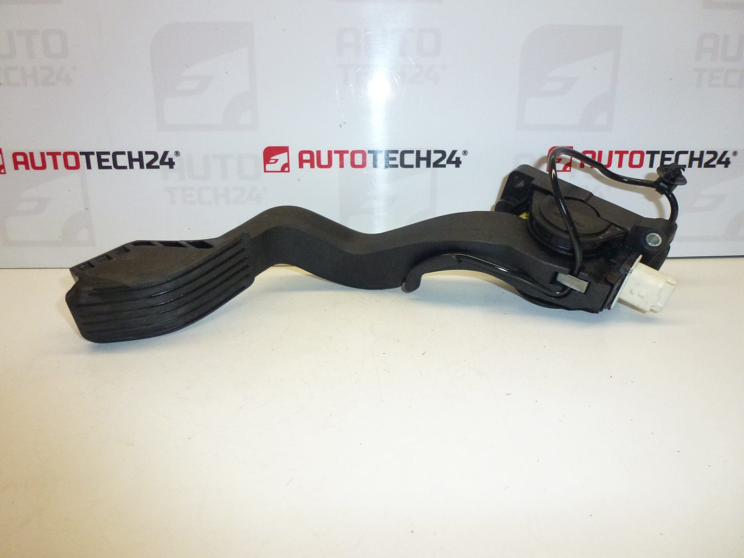 Pedala de acceleratie Citroën Peugeot Bosch 0280755001 9650889180 1601P3