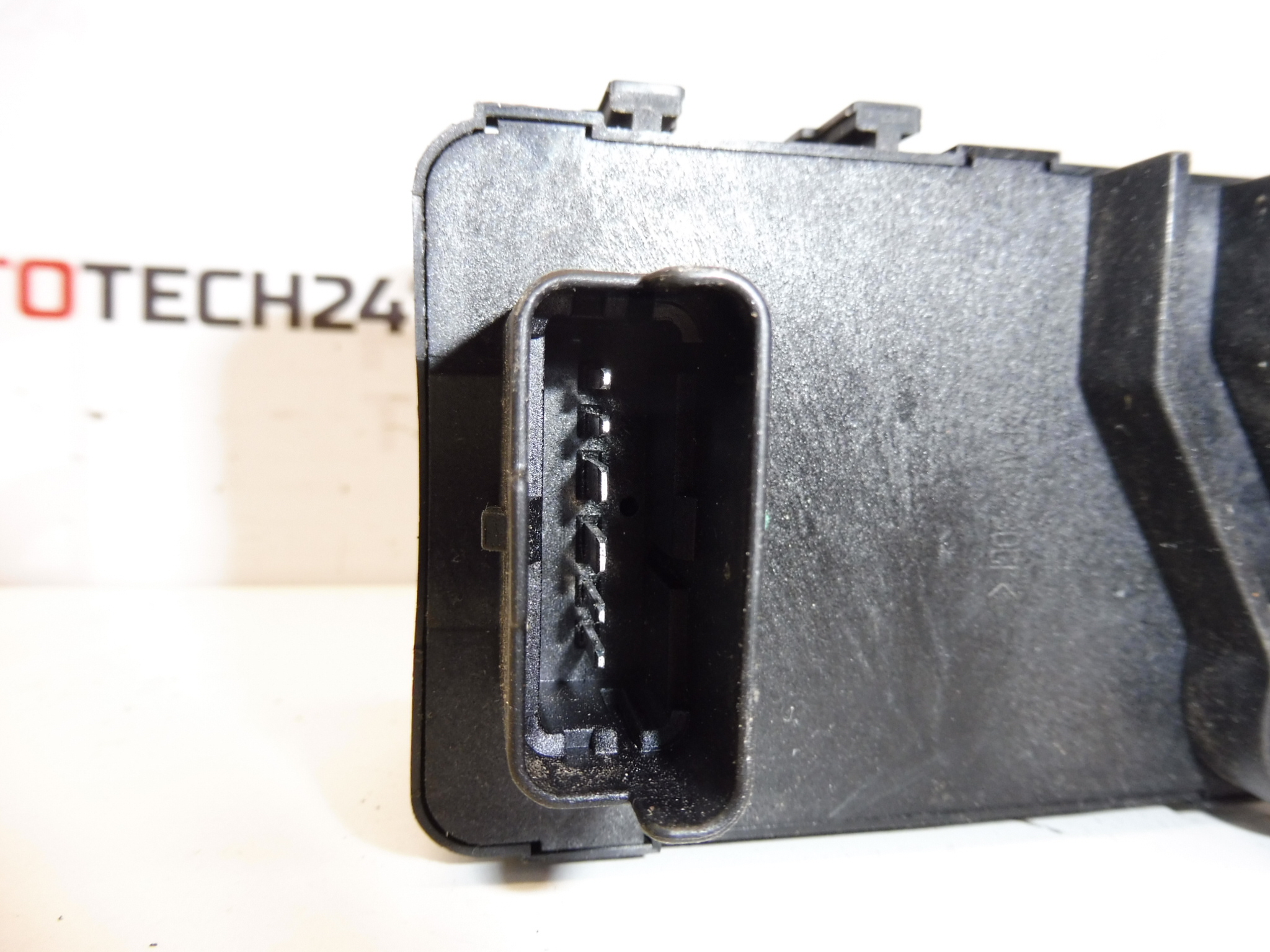 Releu incandescent Valeo Citroën Peugeot 73507712 9628756080