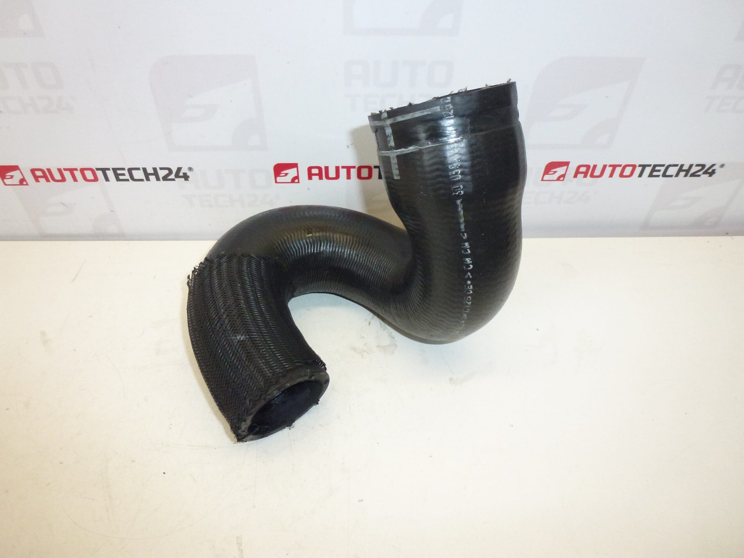 Furtun turbo Citroën Peugeot 2.2 HDI 0382ET