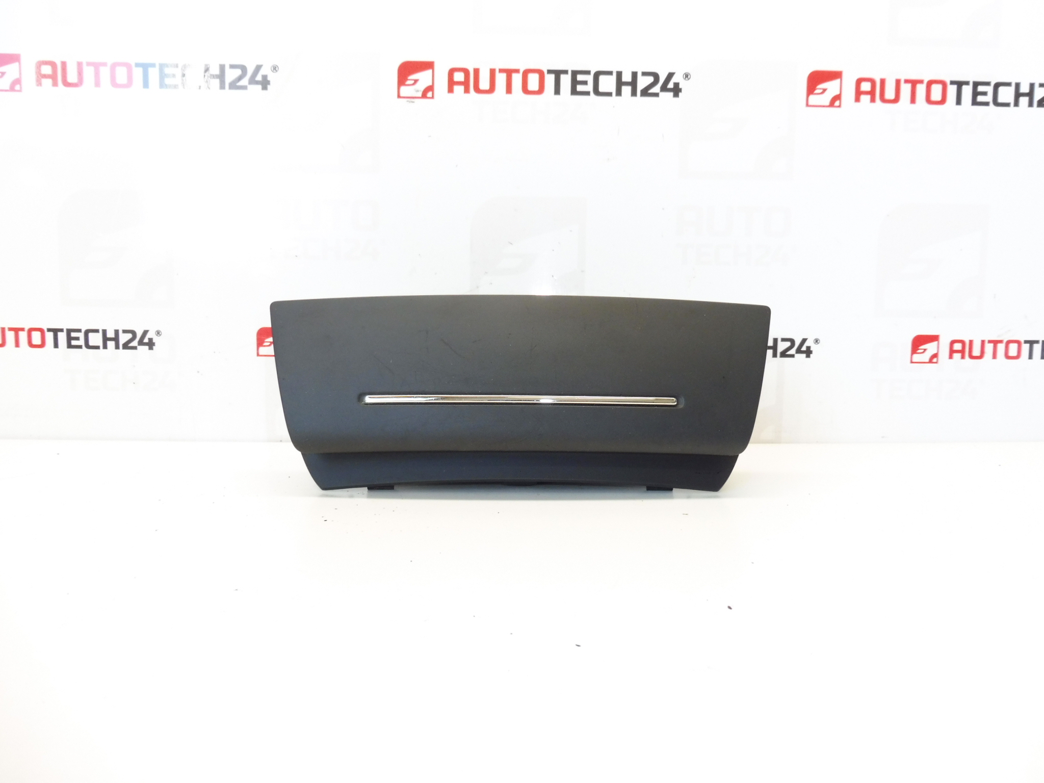 Cutie de depozitare centrală Citroën C5 X7 9682460077 7589YQ 7591GR