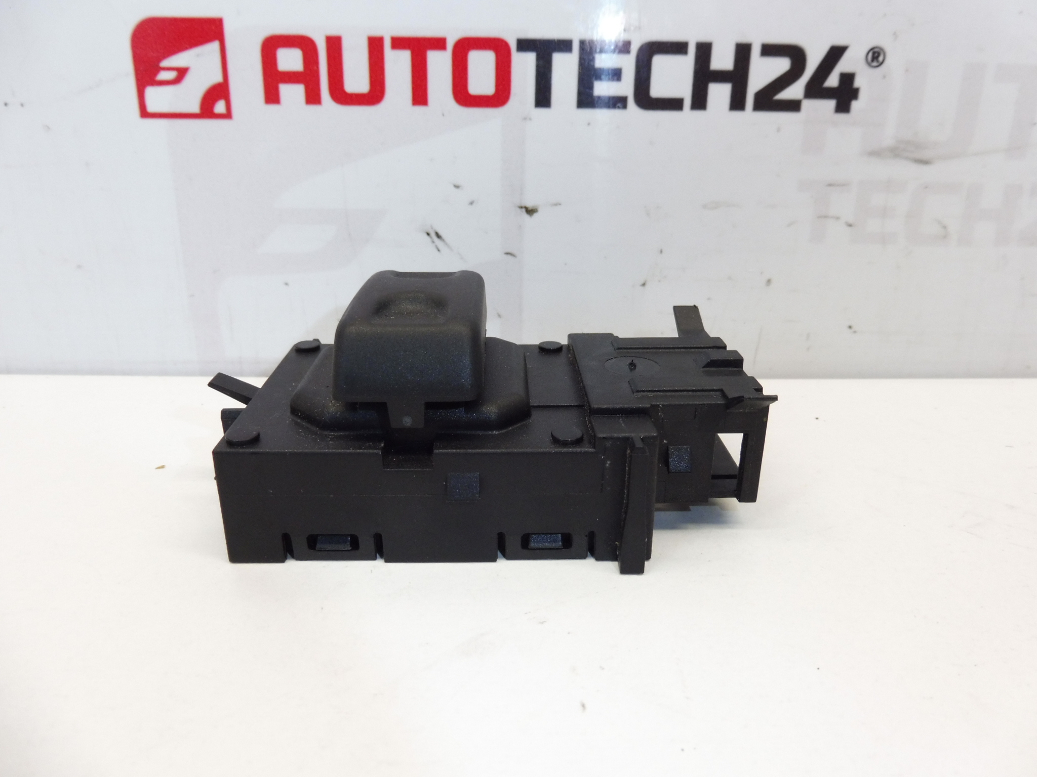 Comutator scaun pasager Citroën C5 X7 96602209XT 8898HY