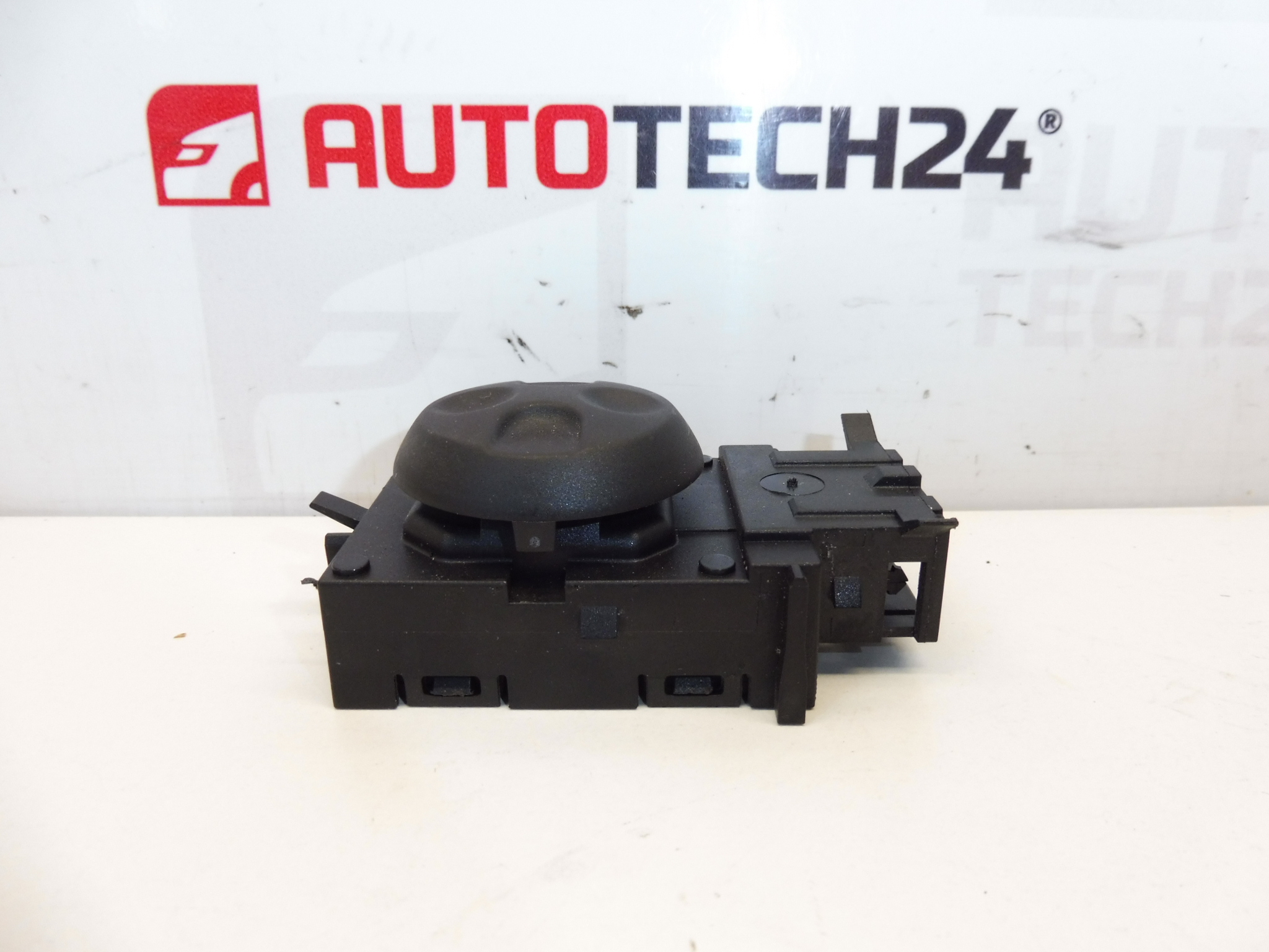 Comutator scaun pasager Citroën C5 X7 96602211XT 8898JA
