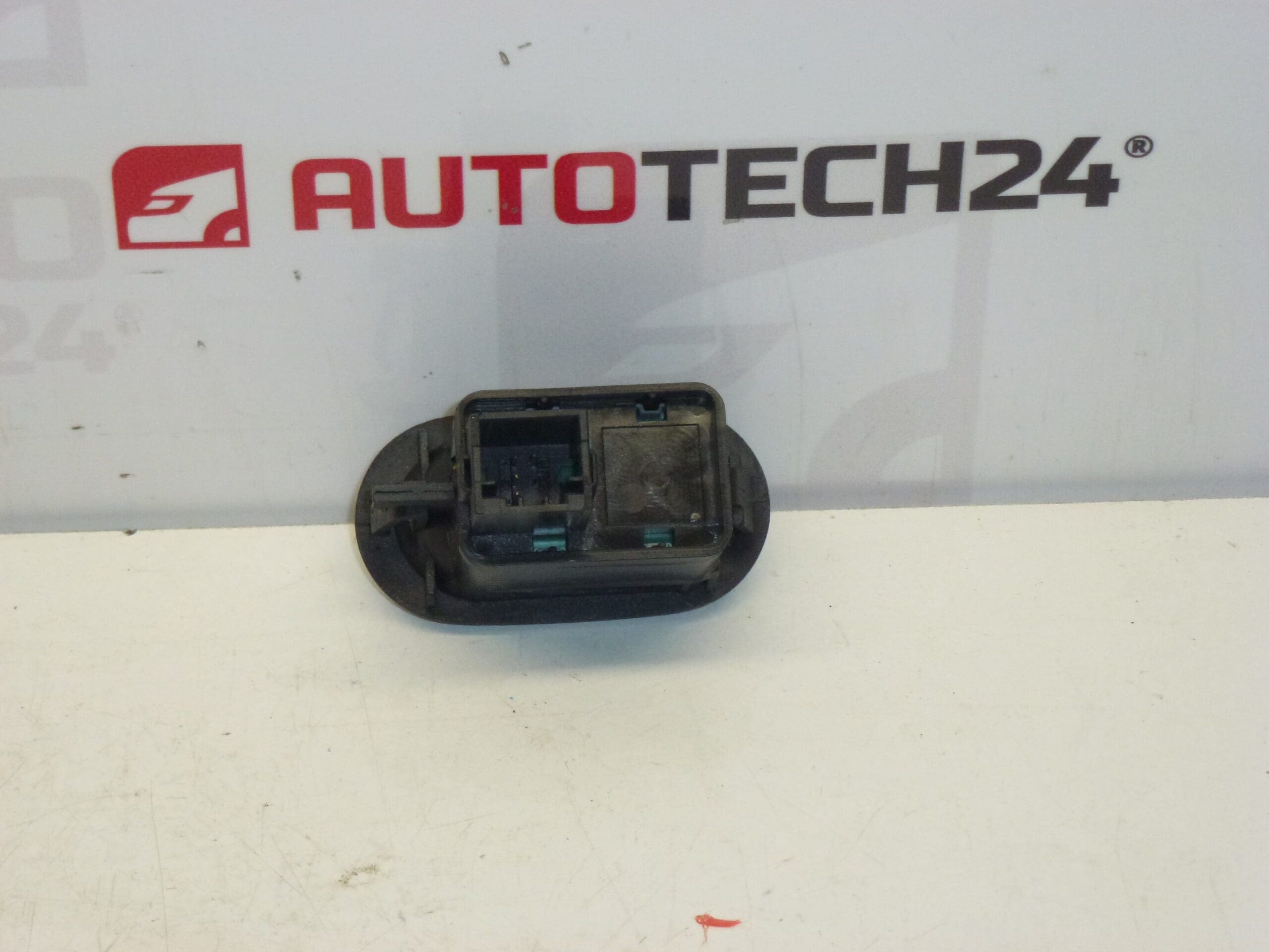 Citroën C2 C3 Geam Control 96401469XT