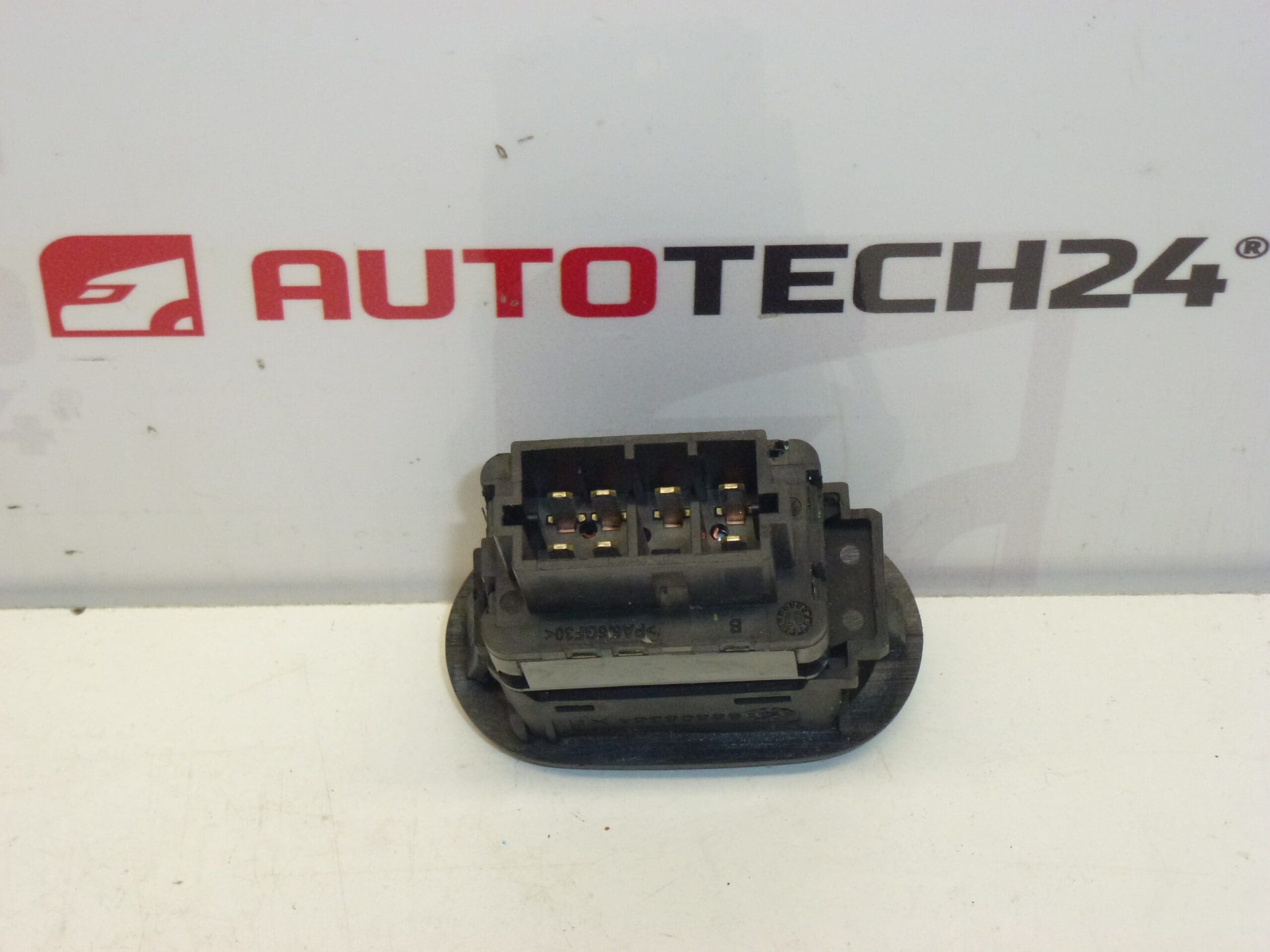 Comandă geam Citroën C2 C3 96605364XT 6554QX