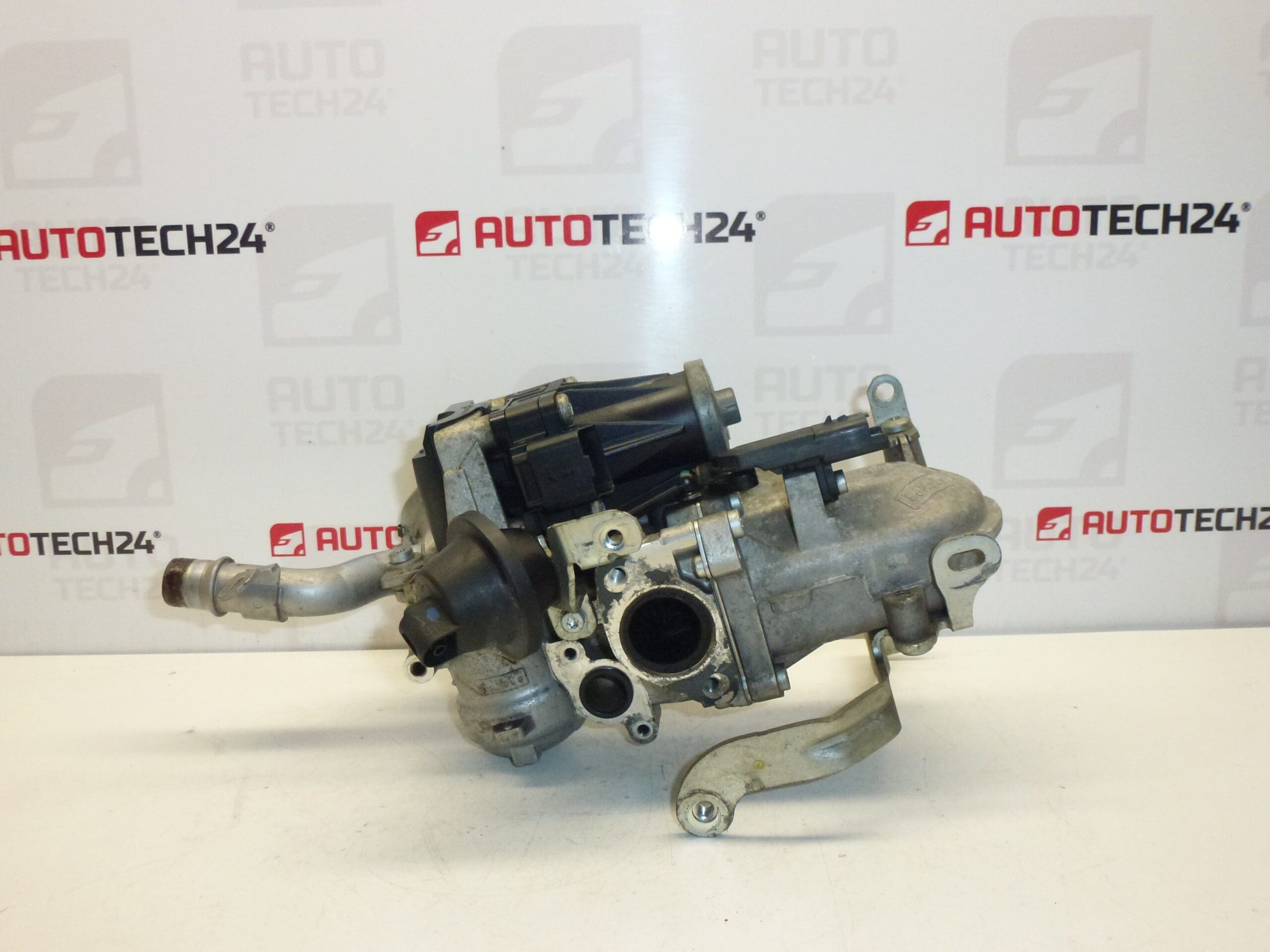 Supapa EGR cu senzor 1.4 HDI 1.6 HDI Citroën Peugeot 9671187780 1618LC