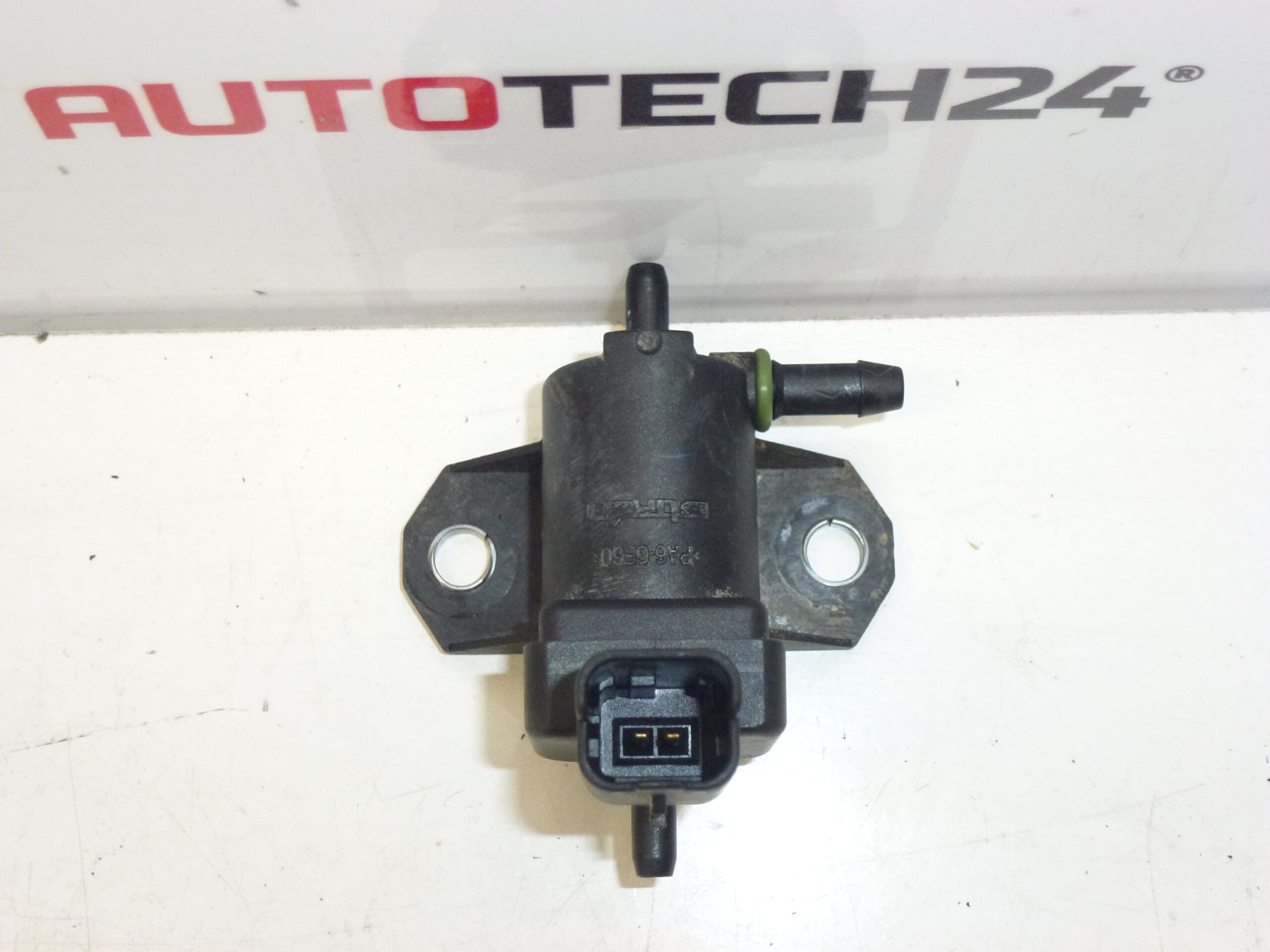 Supapa de vid Citroën Peugeot 9688124580