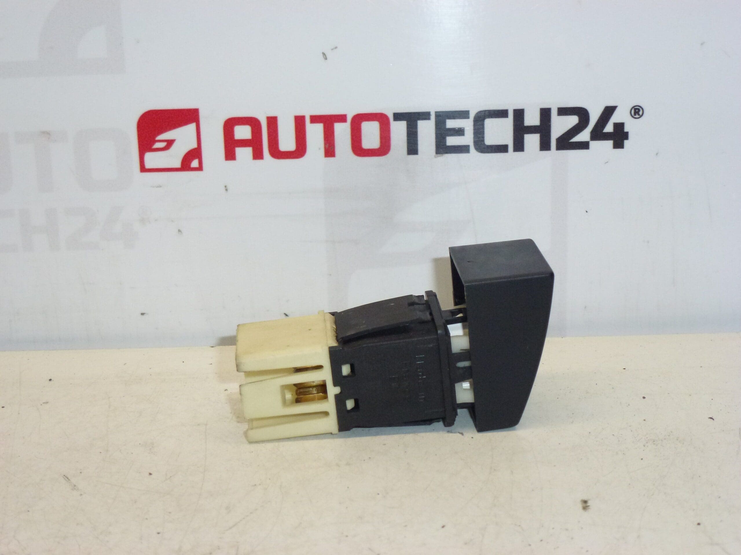 Comutator ESP Peugeot 406 6554K6