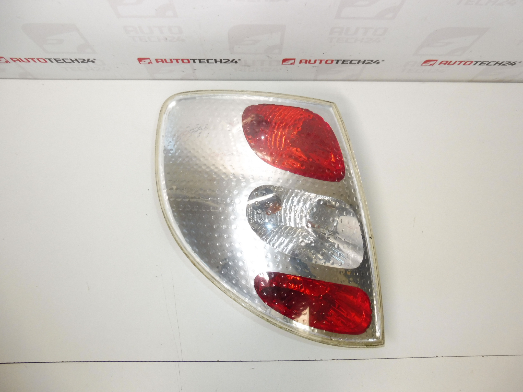 Lampa spate stanga Citroën C3 PLURIEL 9641775280 6350R6