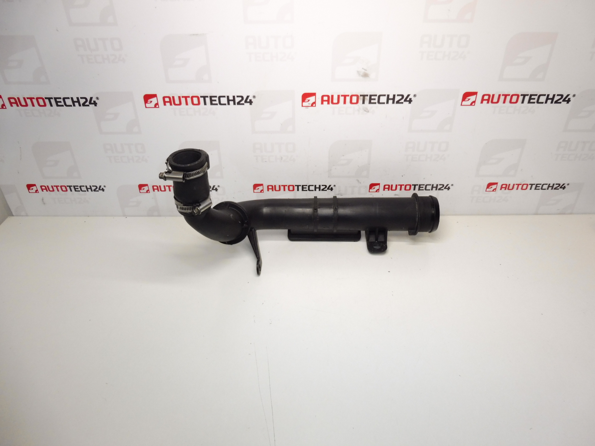 Citroën Peugeot 2.0 HDI 0382HE turbo racord aer