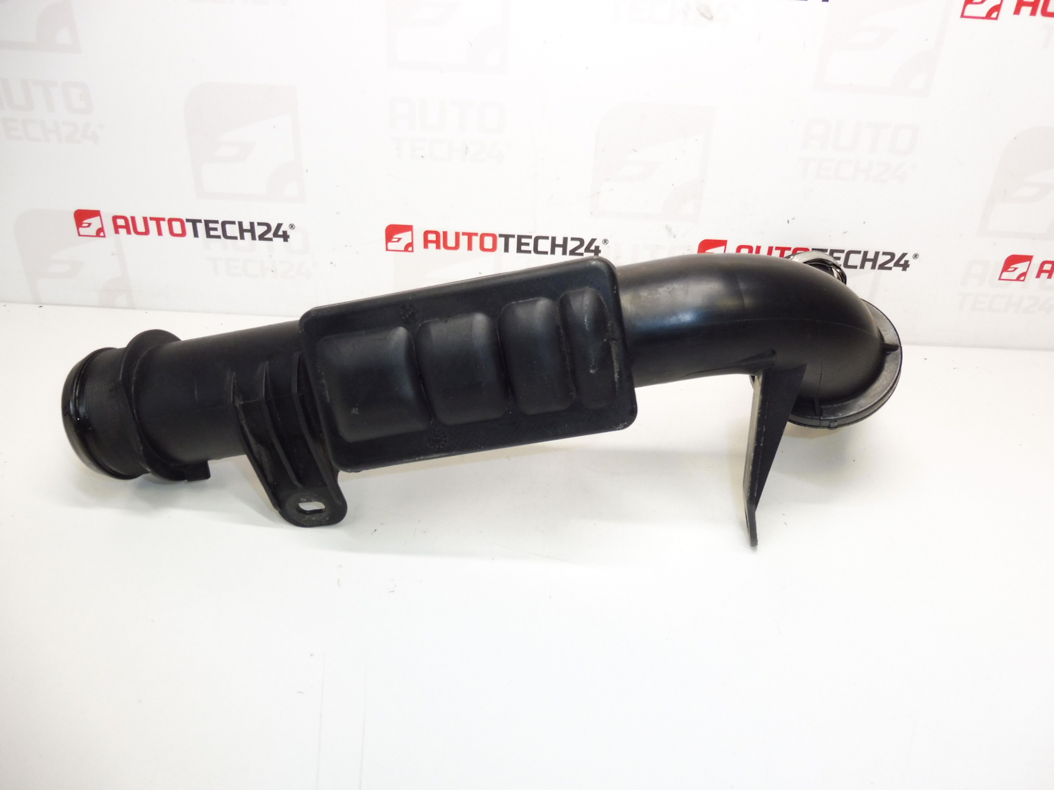 Citroën Peugeot 2.0 HDI 0382HE turbo racord aer