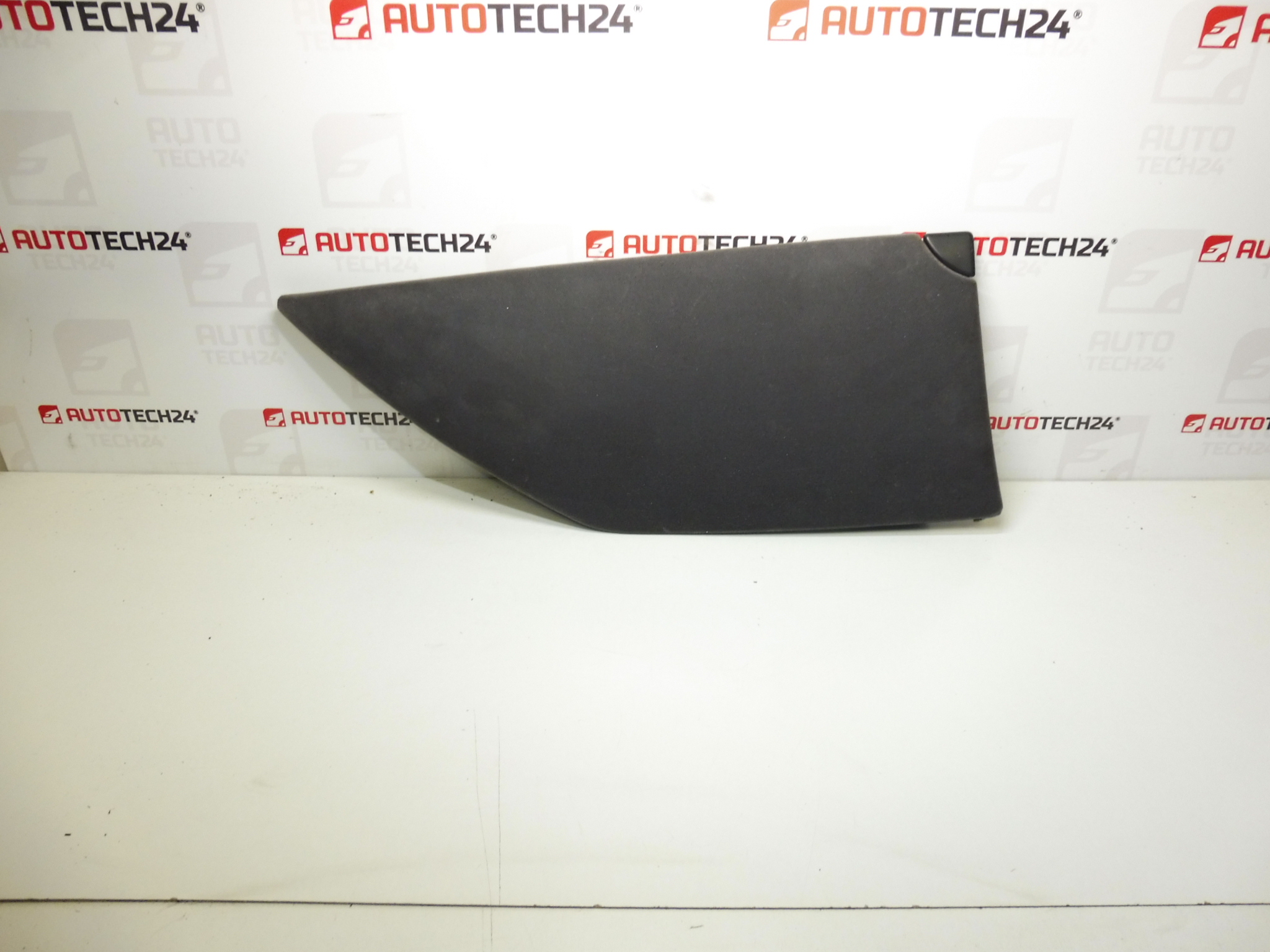 Capac cutie de depozitare Pasager Citroën C8 Peugeot 807 8218TP