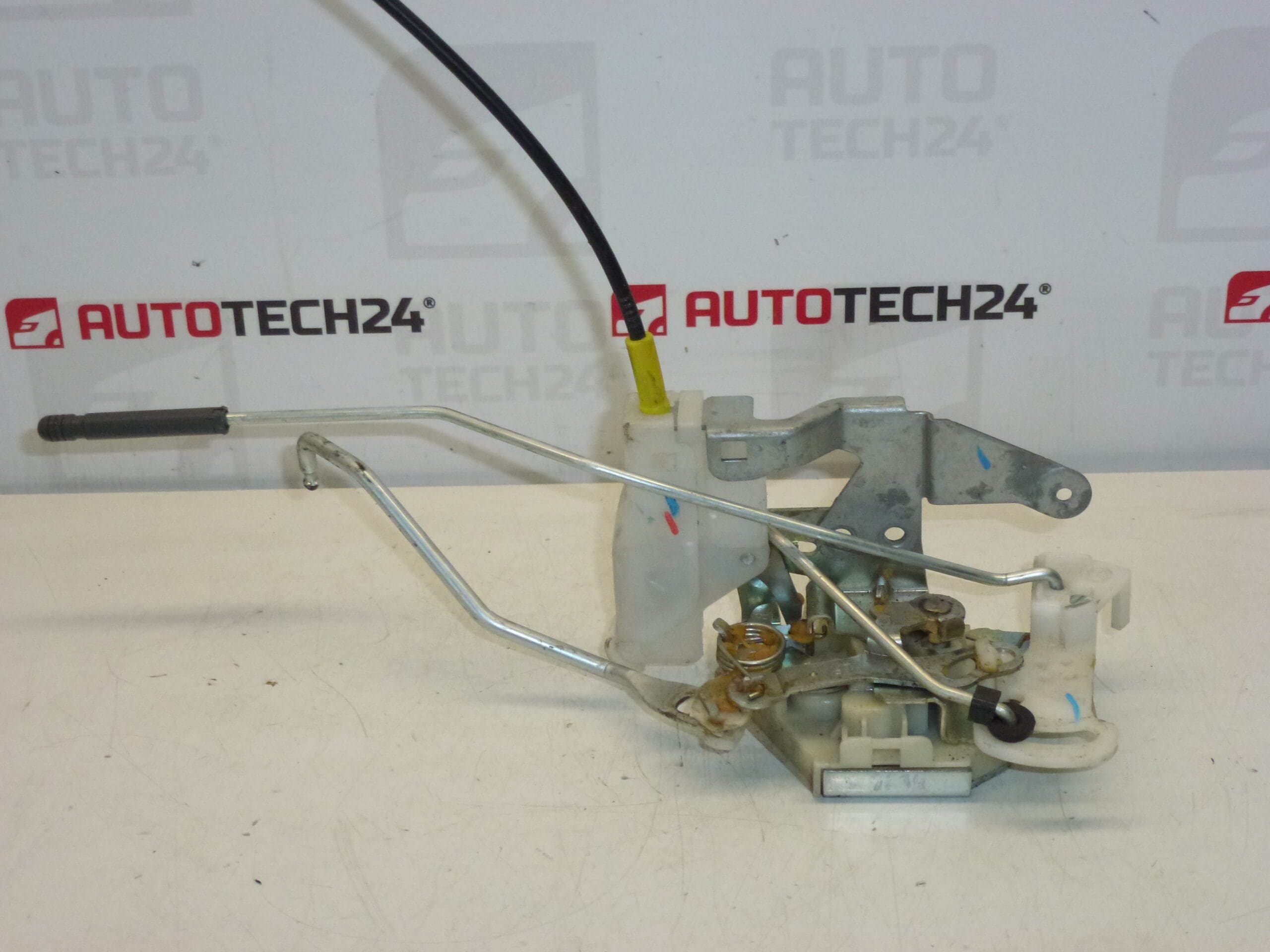 Inchidere portiera fata dreapta Citroën C1 Peugeot 107 9136T1