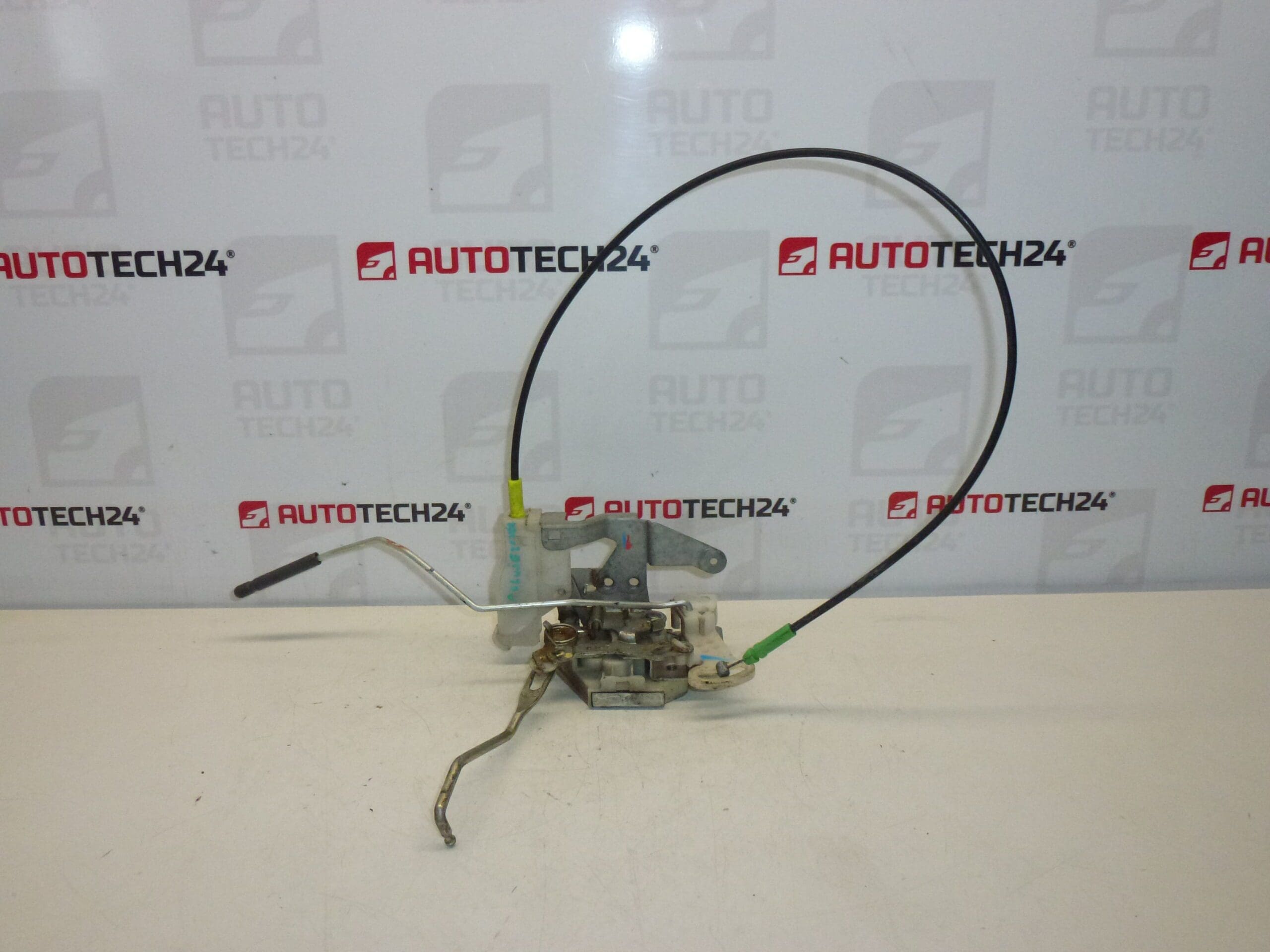 Inchidere dreapta usa a 3-a Citroën C1 Peugeot 107 9136T0