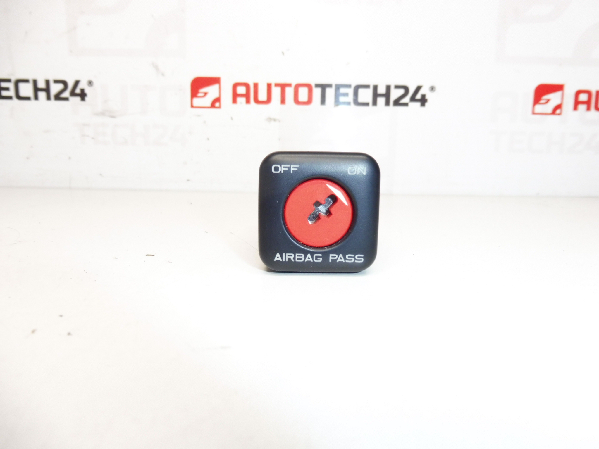 Comutator airbag pasager Citroën Peugeot 96373645ZL 8216F2