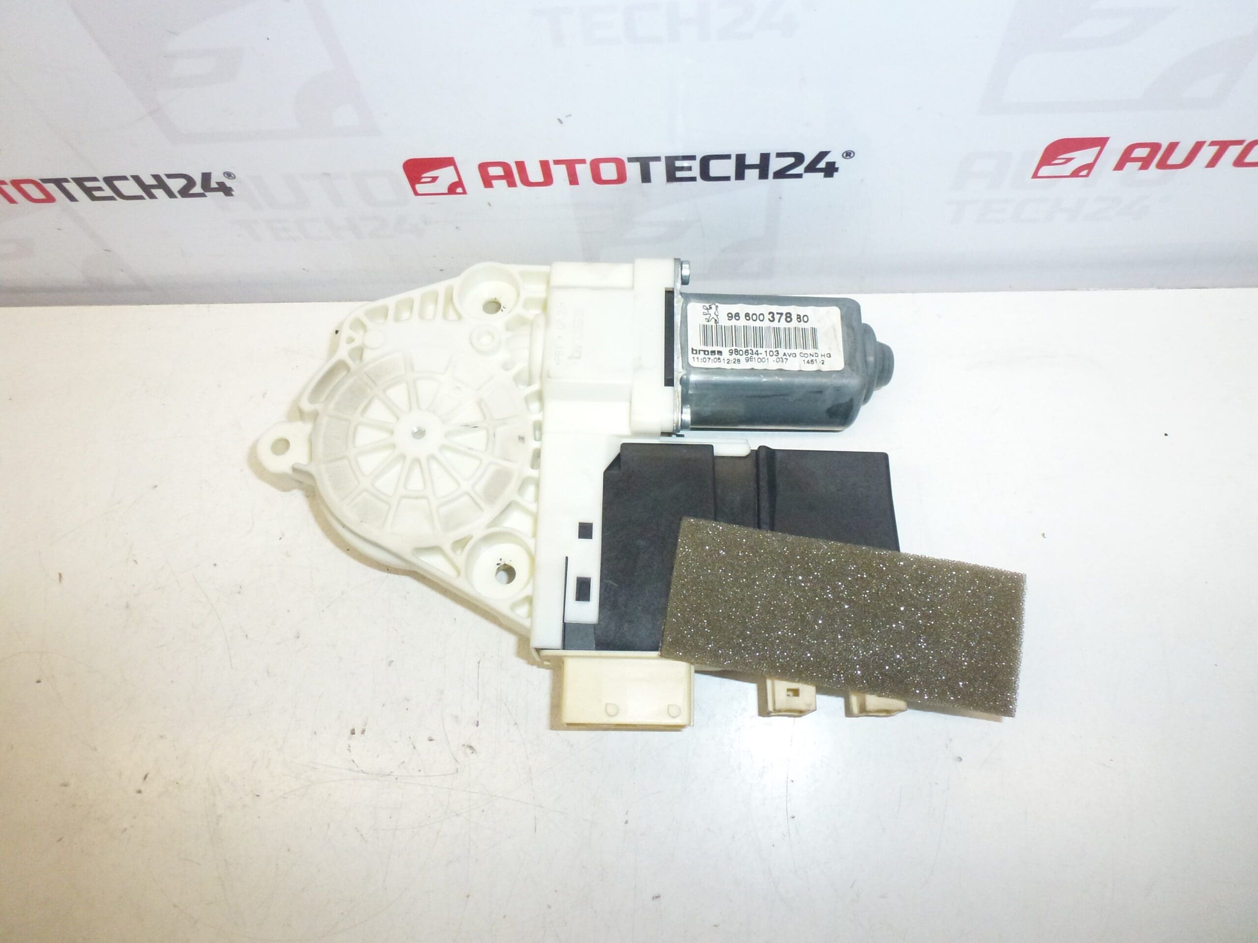 Motor geam stanga Peugeot 307 CC 9660037880 9221CN