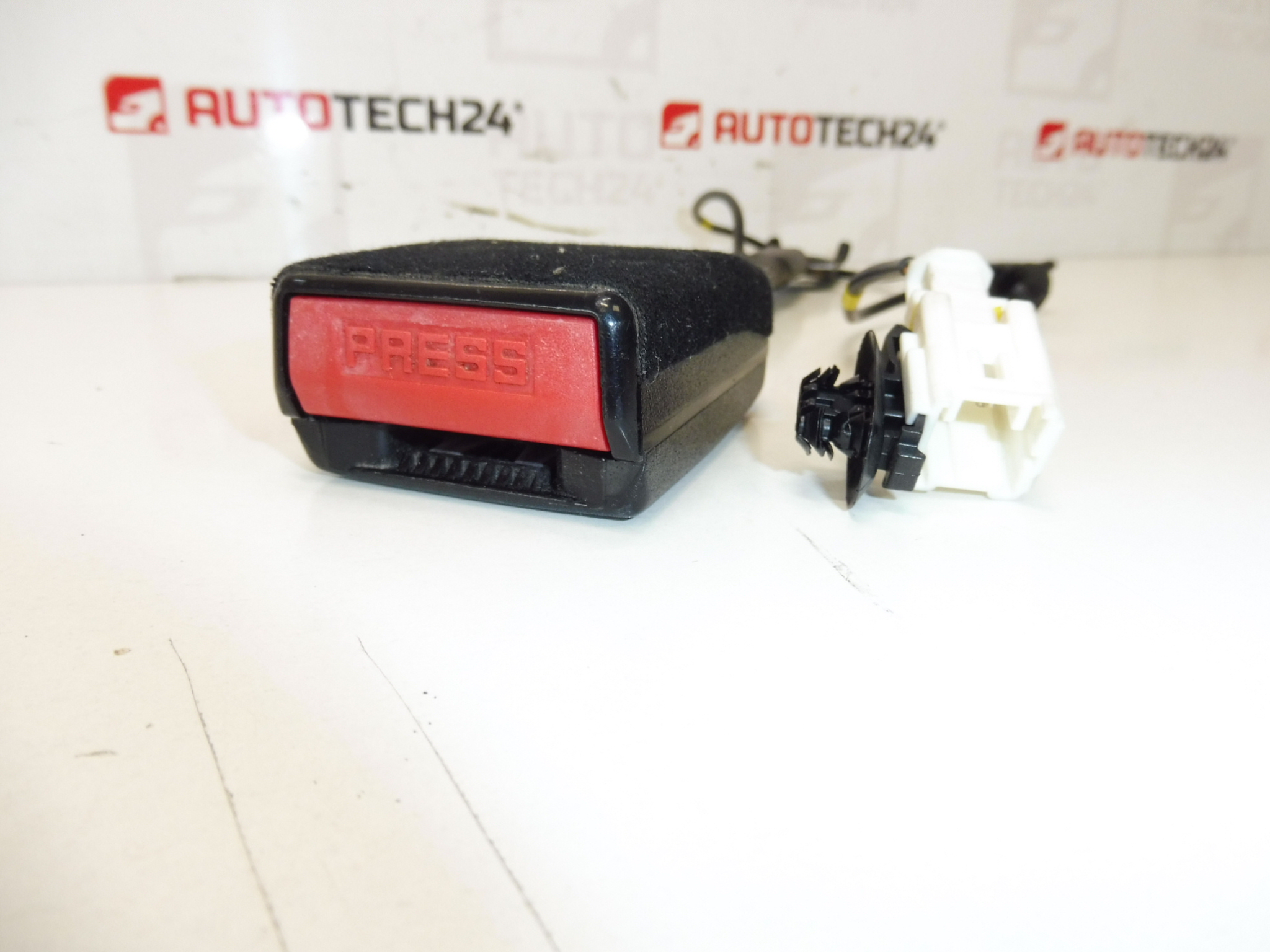 Suport broasca pasaport Peugeot 308 8975K9