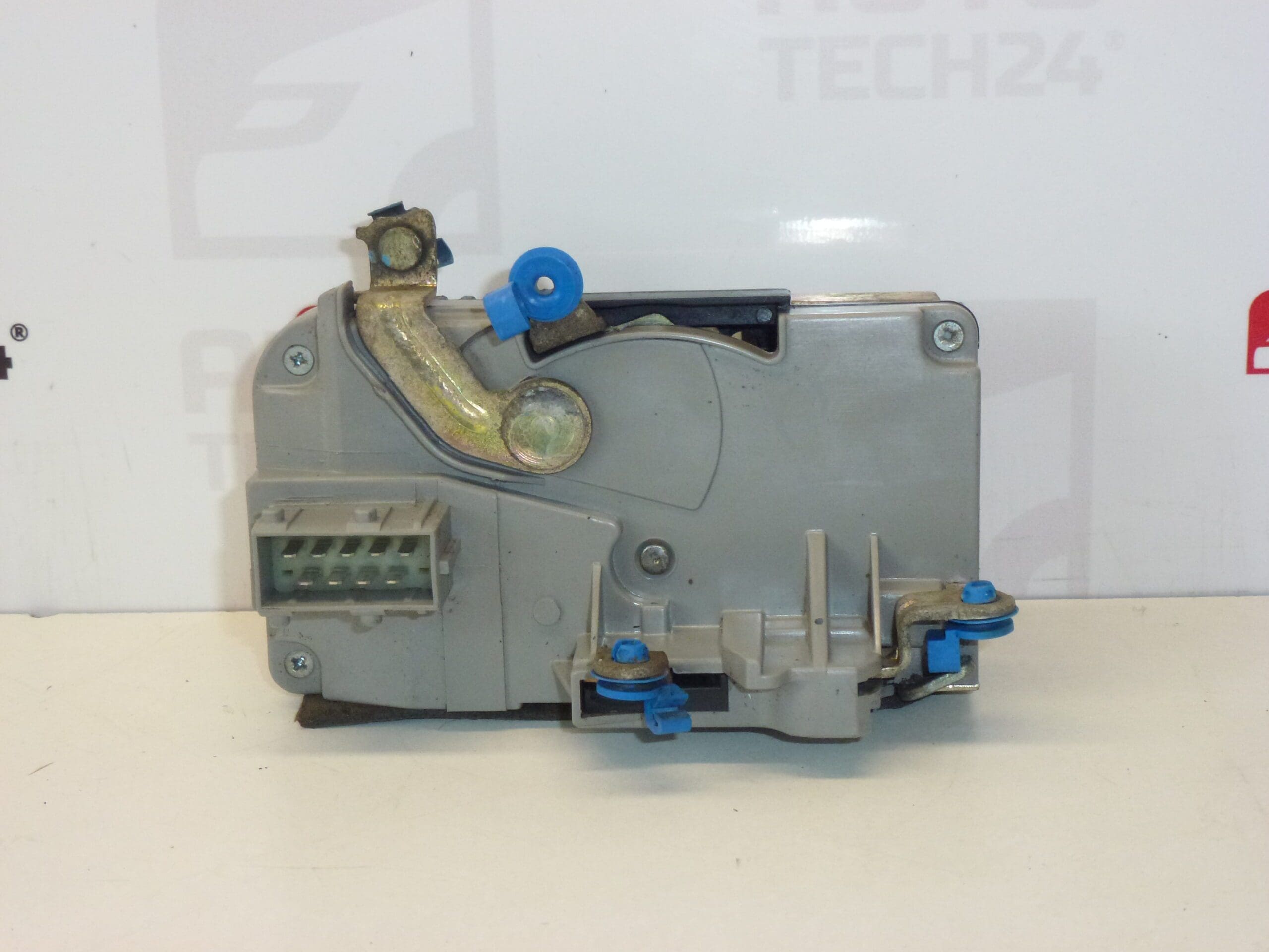 Inchidere portiera fata stanga Citroën Peugeot 9135H8 II