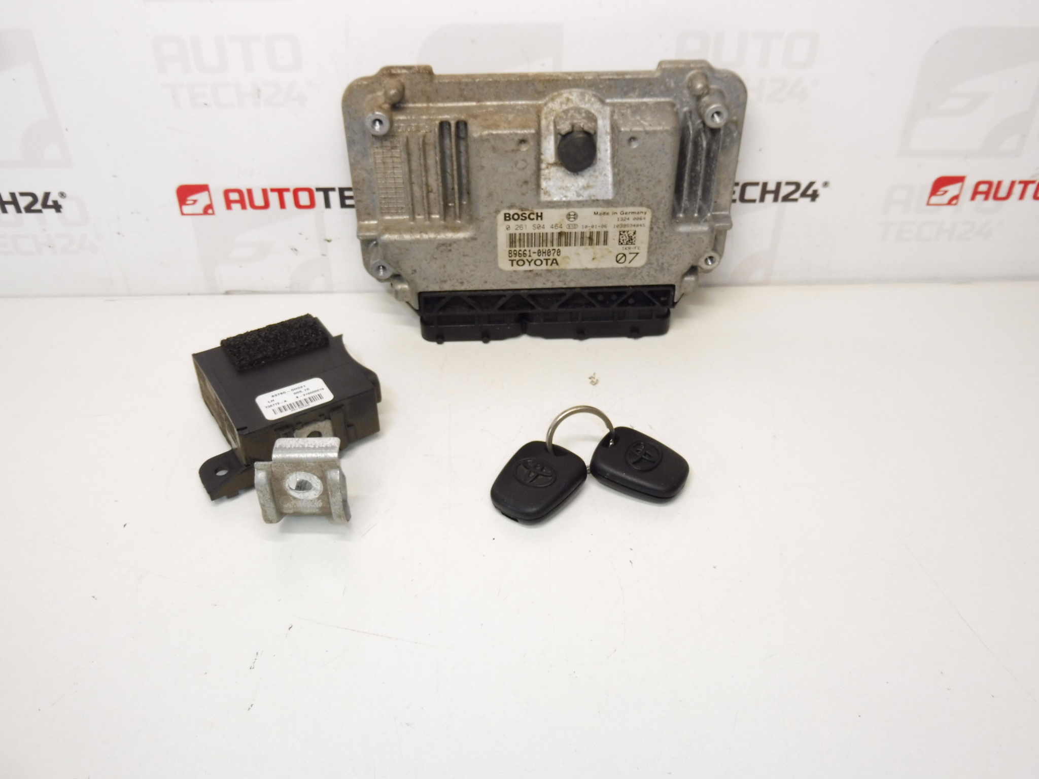 Kit ECU Bosch 1.0i 1KR 89661-0H070 0261S04464 1943FE și 89780-0H021