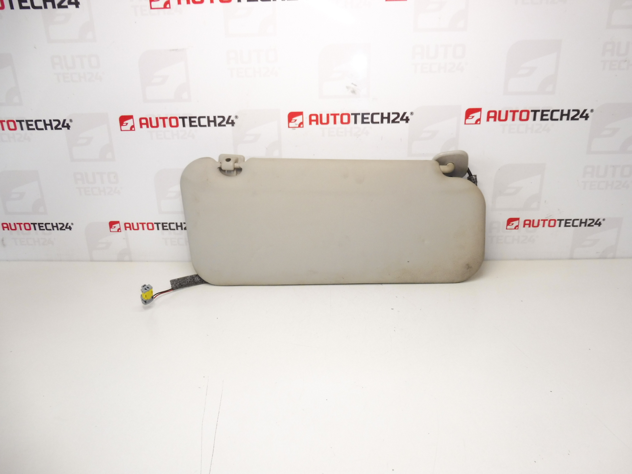 Parasolar stânga Citroën Peugeot 8143HS