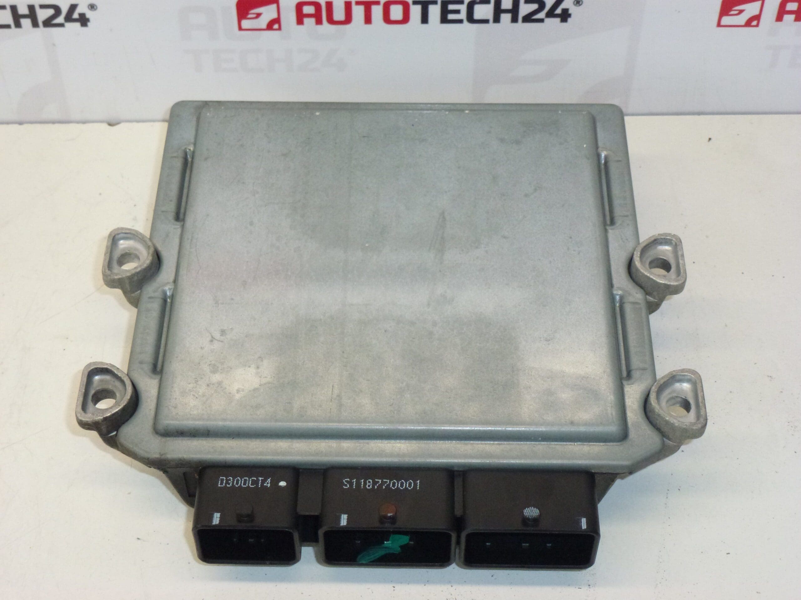 ECU Siemens VDO SID803 5ws40029O-T