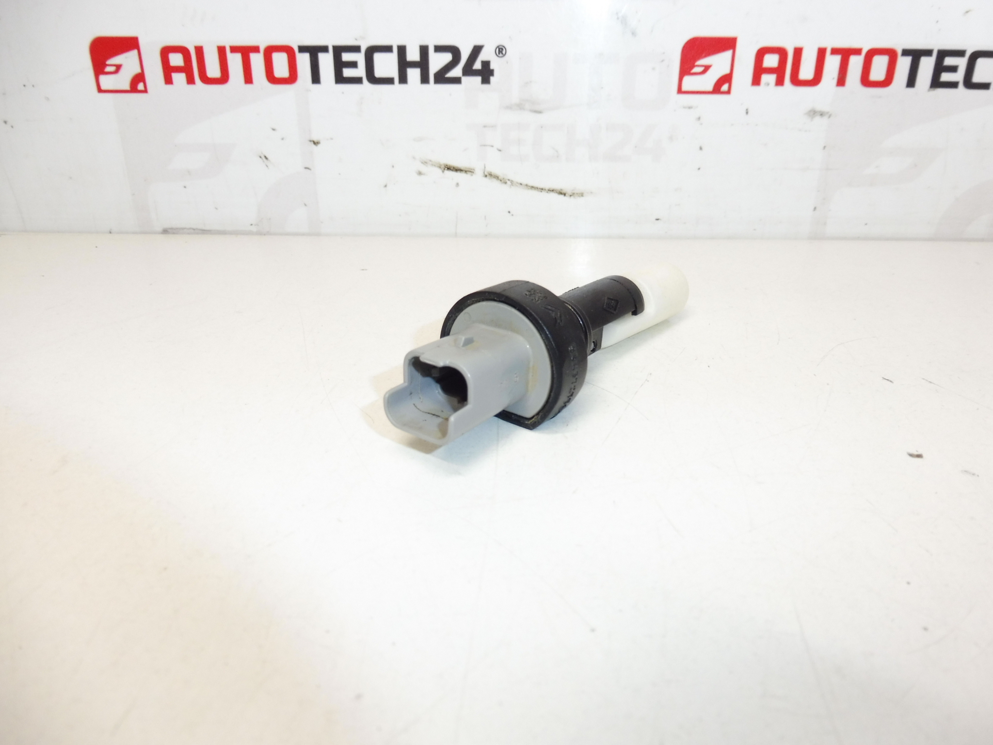 Senzor de nivel Citroën Peugeot 9643727780 643479