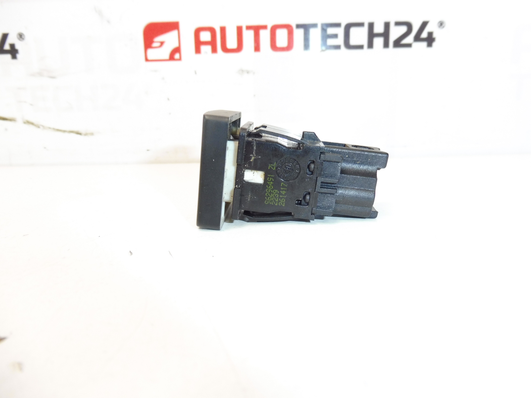 Control incalzire scaune Citroën Peugeot 96296491ZL 8904TW