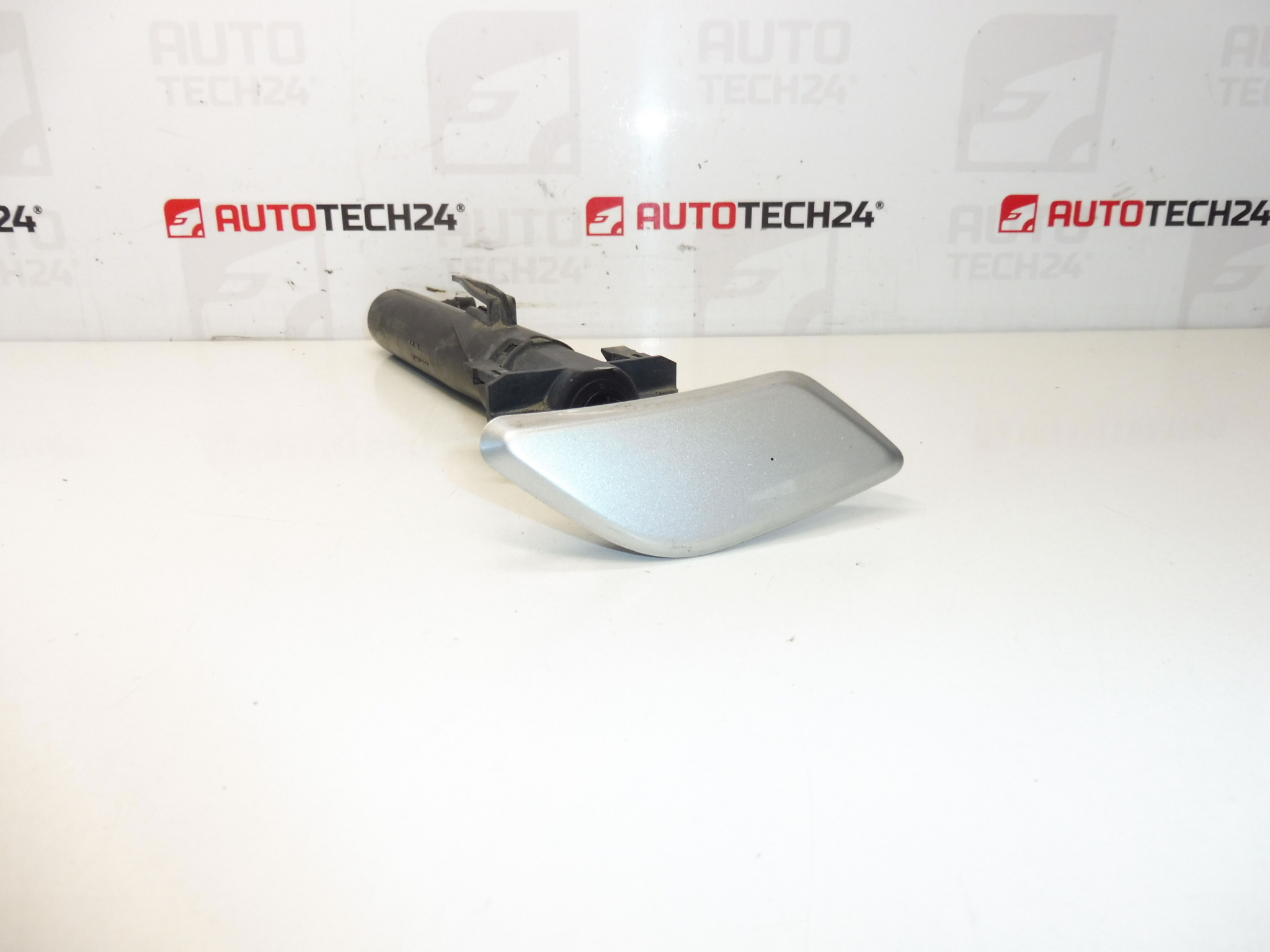 Duza spalator far dreapta Peugeot 307 II 6438P1 6438S5 6438T0